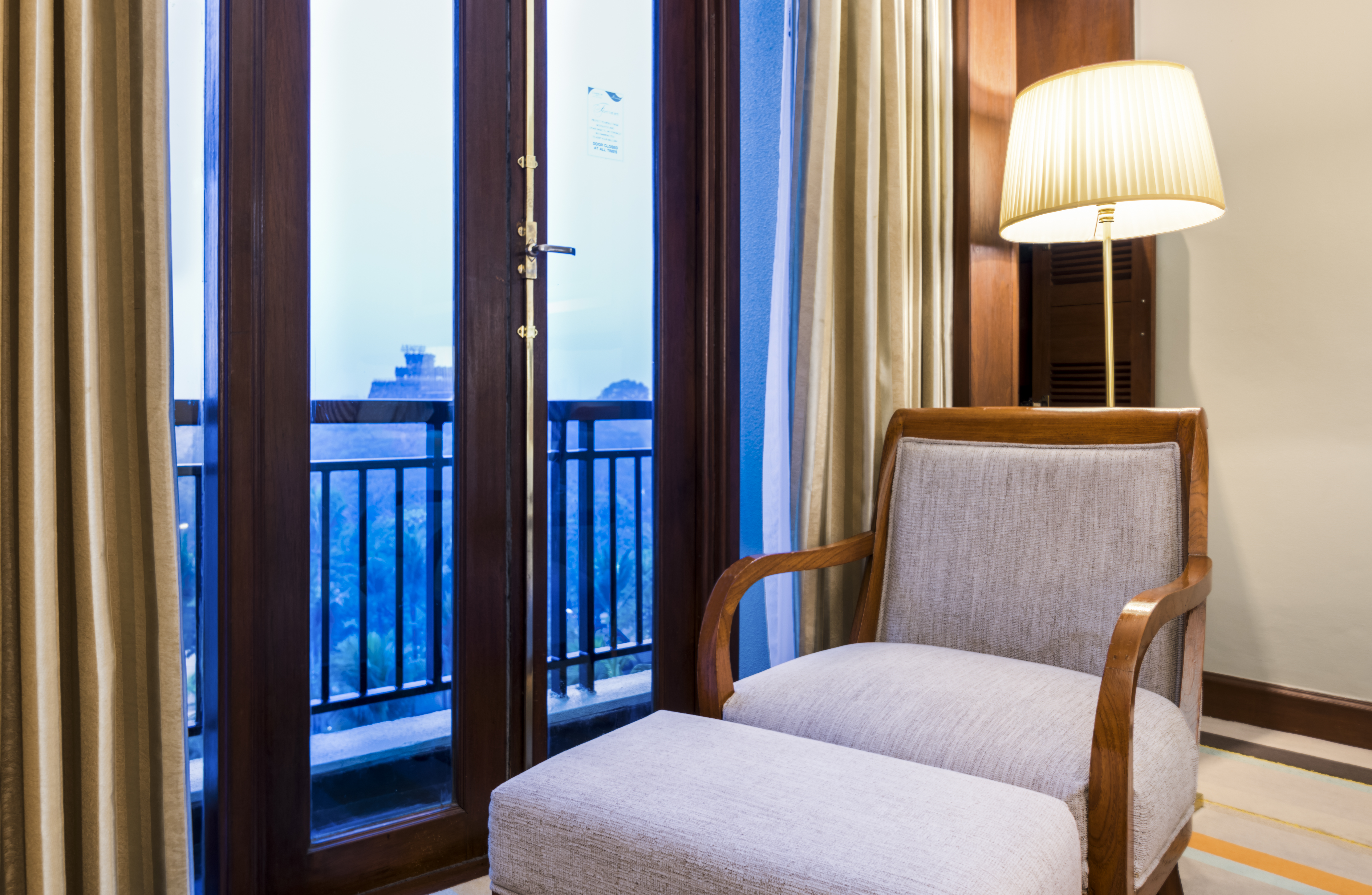 Twin Deluxe Two Beds