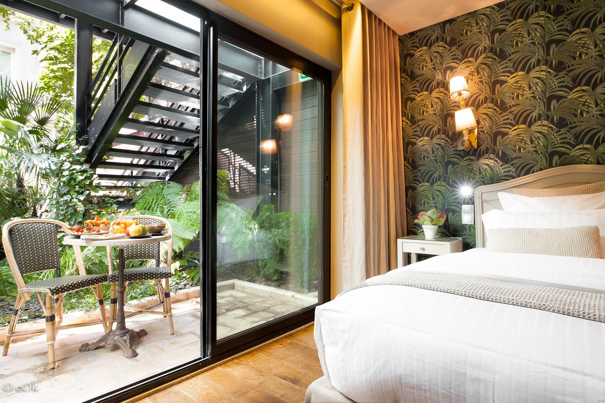 Double or Twin Premium Queen Bed