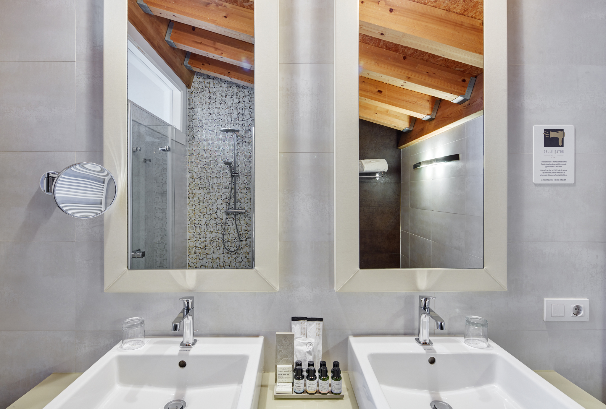 Double Single Superior