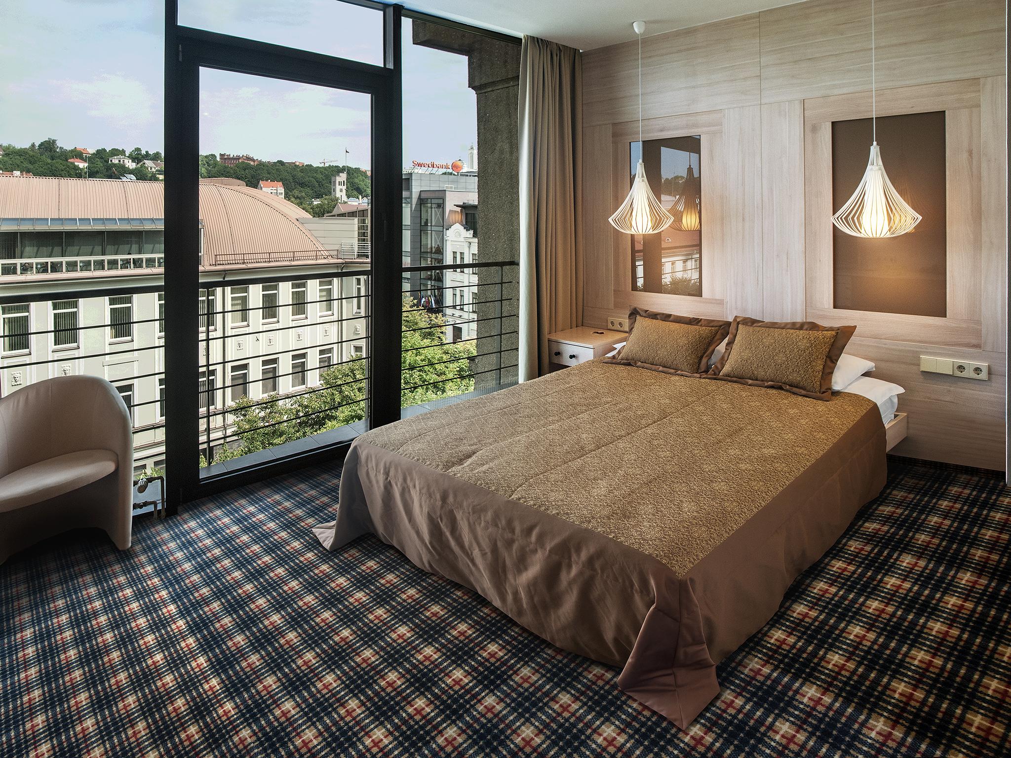 Double Single Luxury