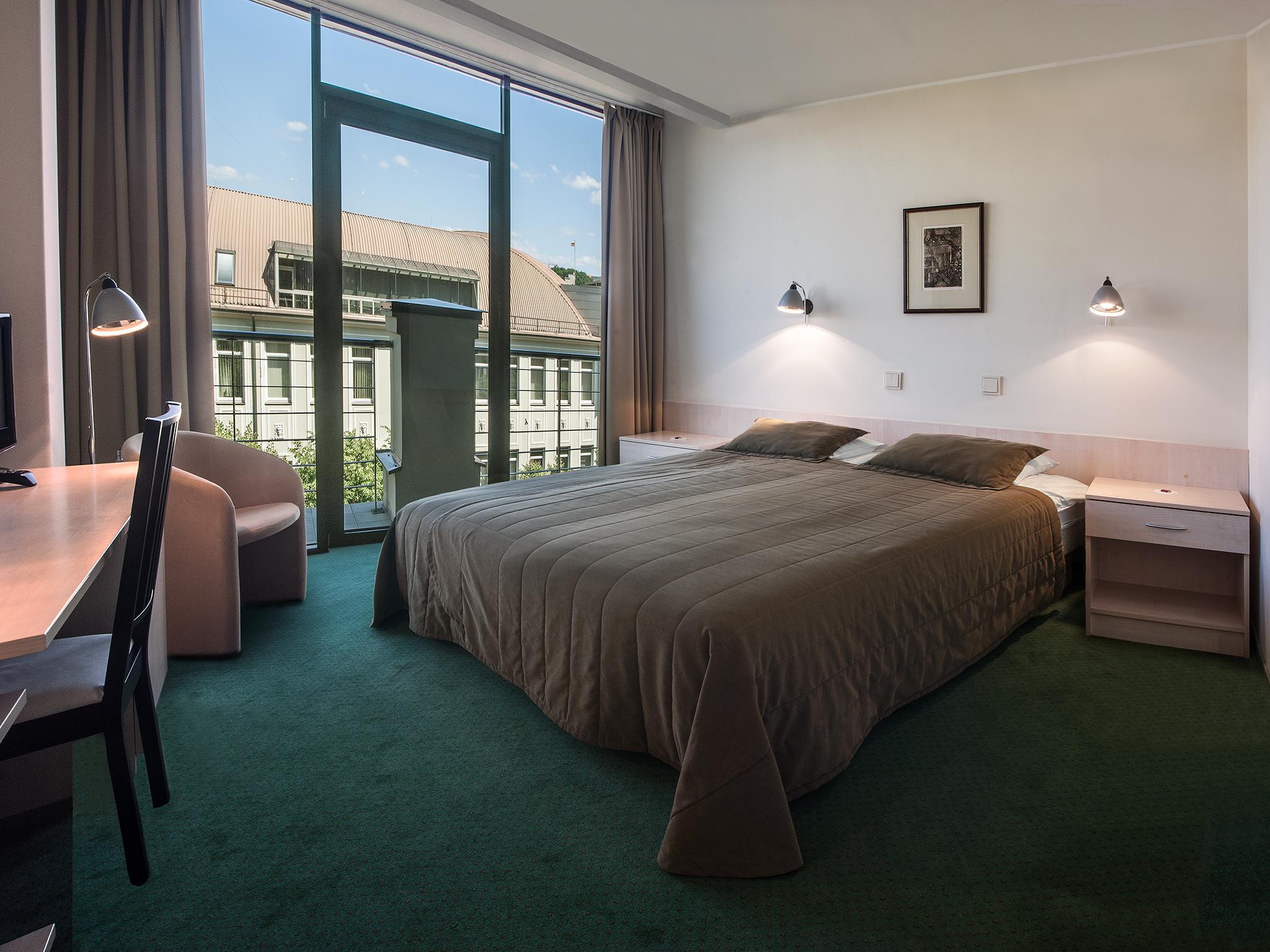 Double Single Luxury