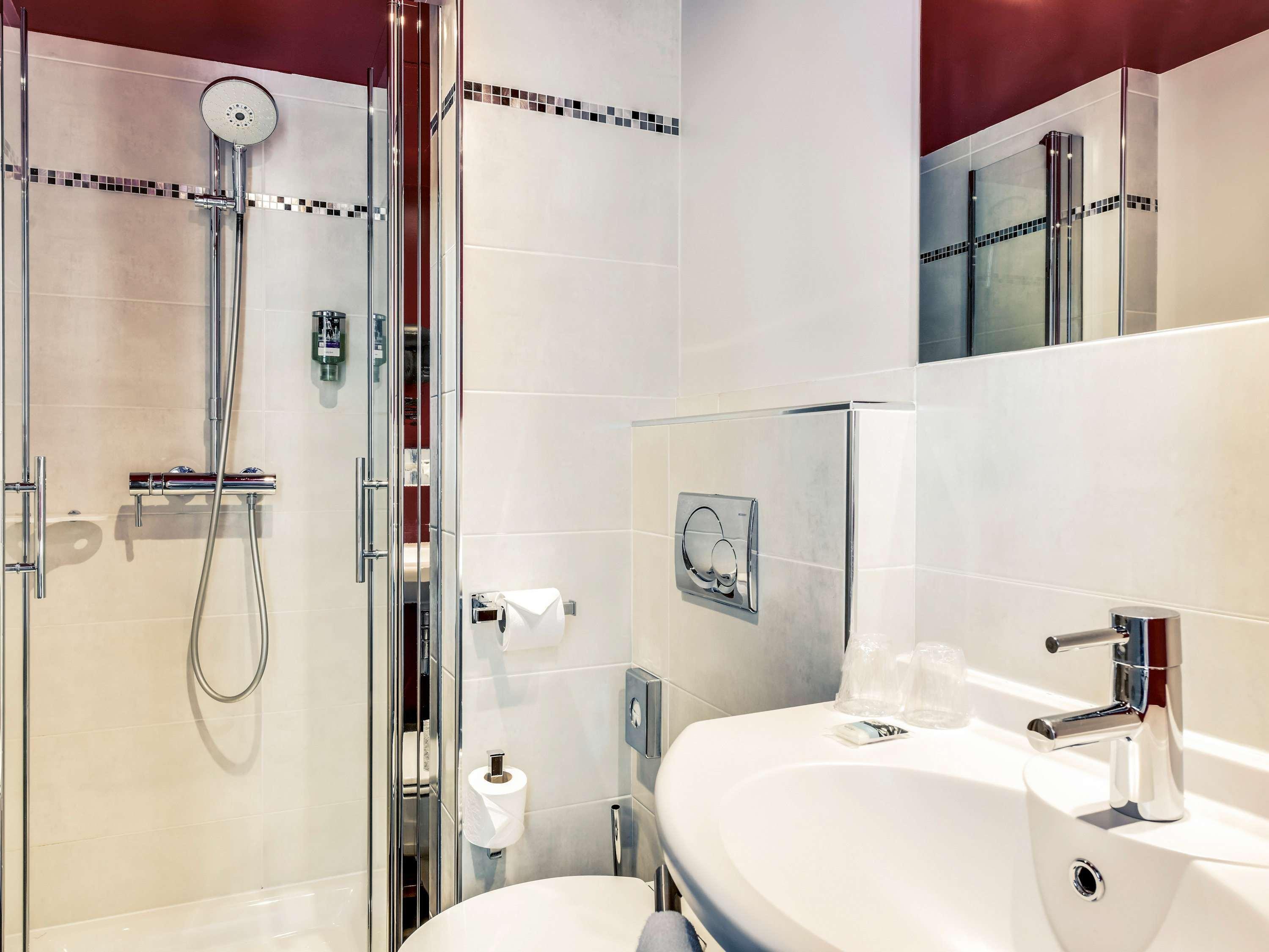 Double Classic Double Bed