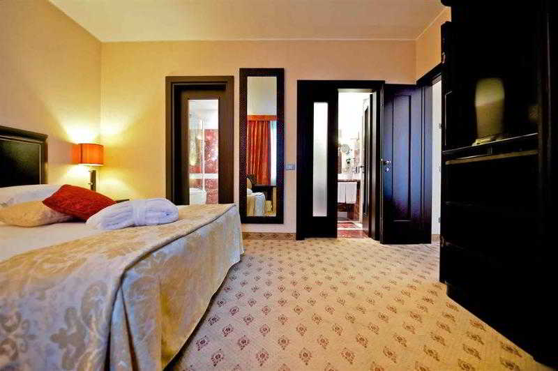 Junior Suite Standard