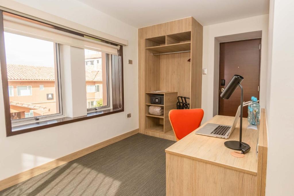 Double Superior Queen Bed