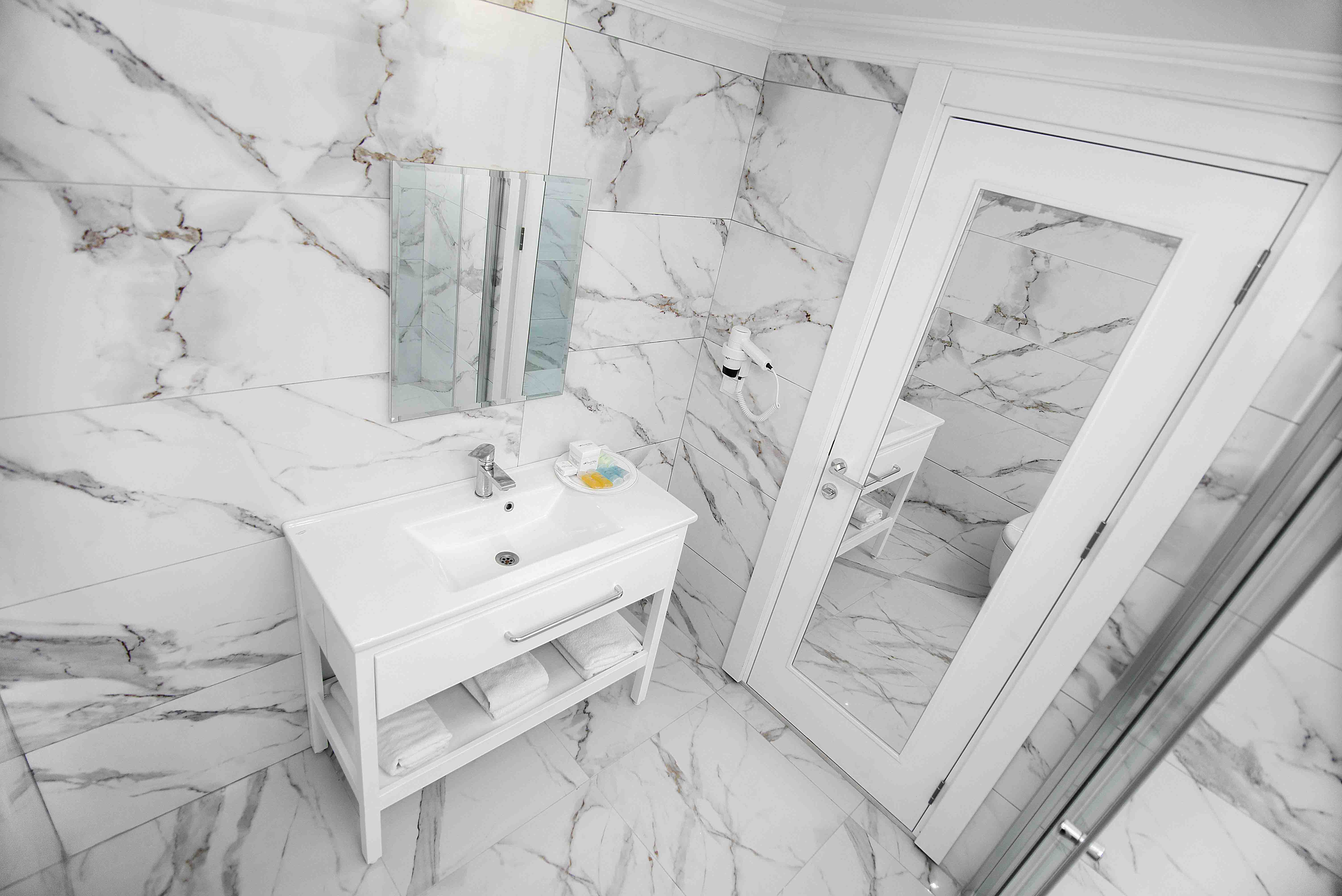 Double Deluxe with Jacuzzi