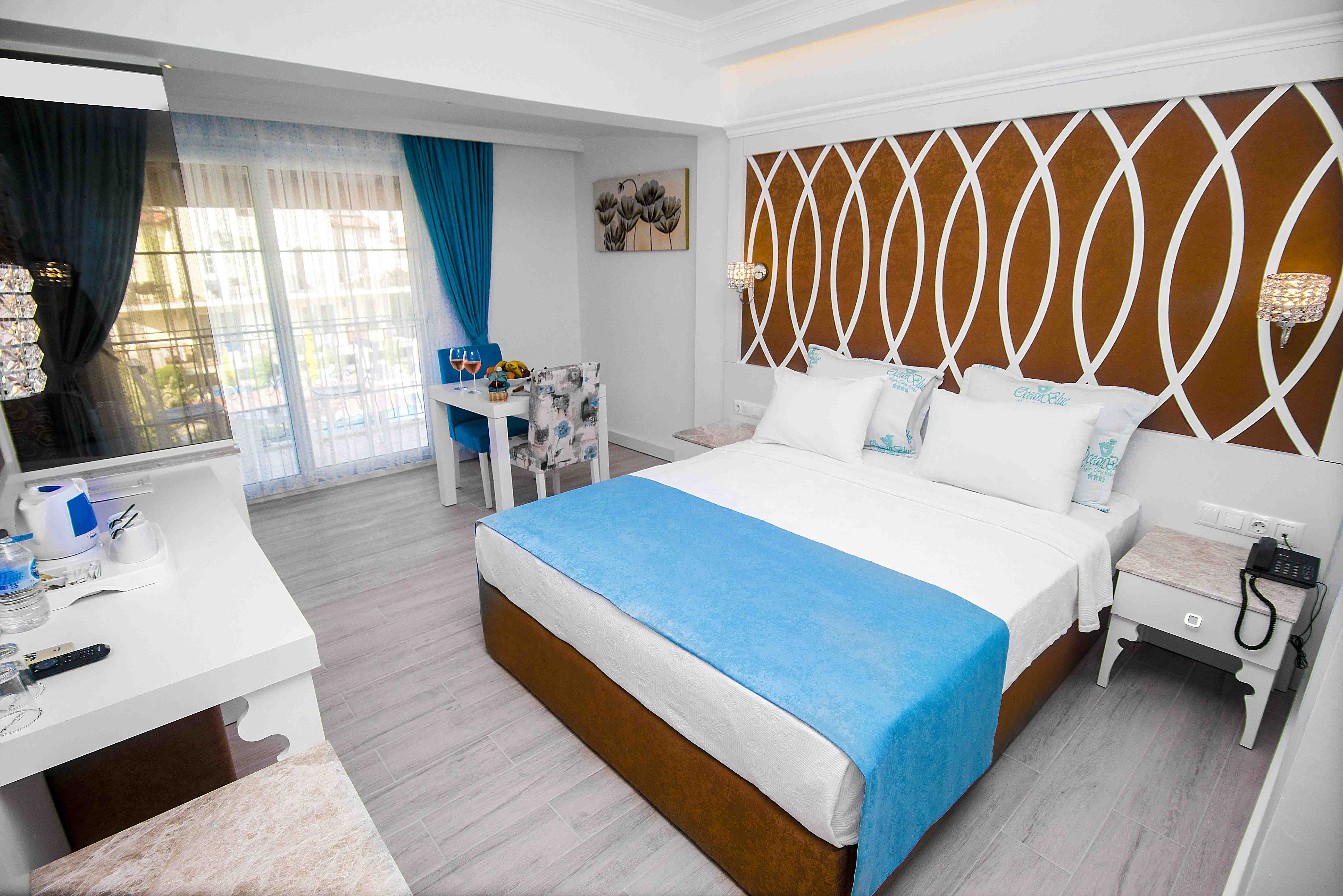 Double Deluxe with Jacuzzi