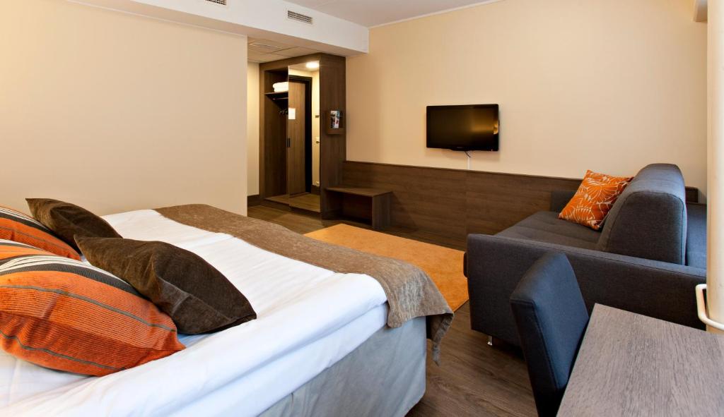 Family Room Superior