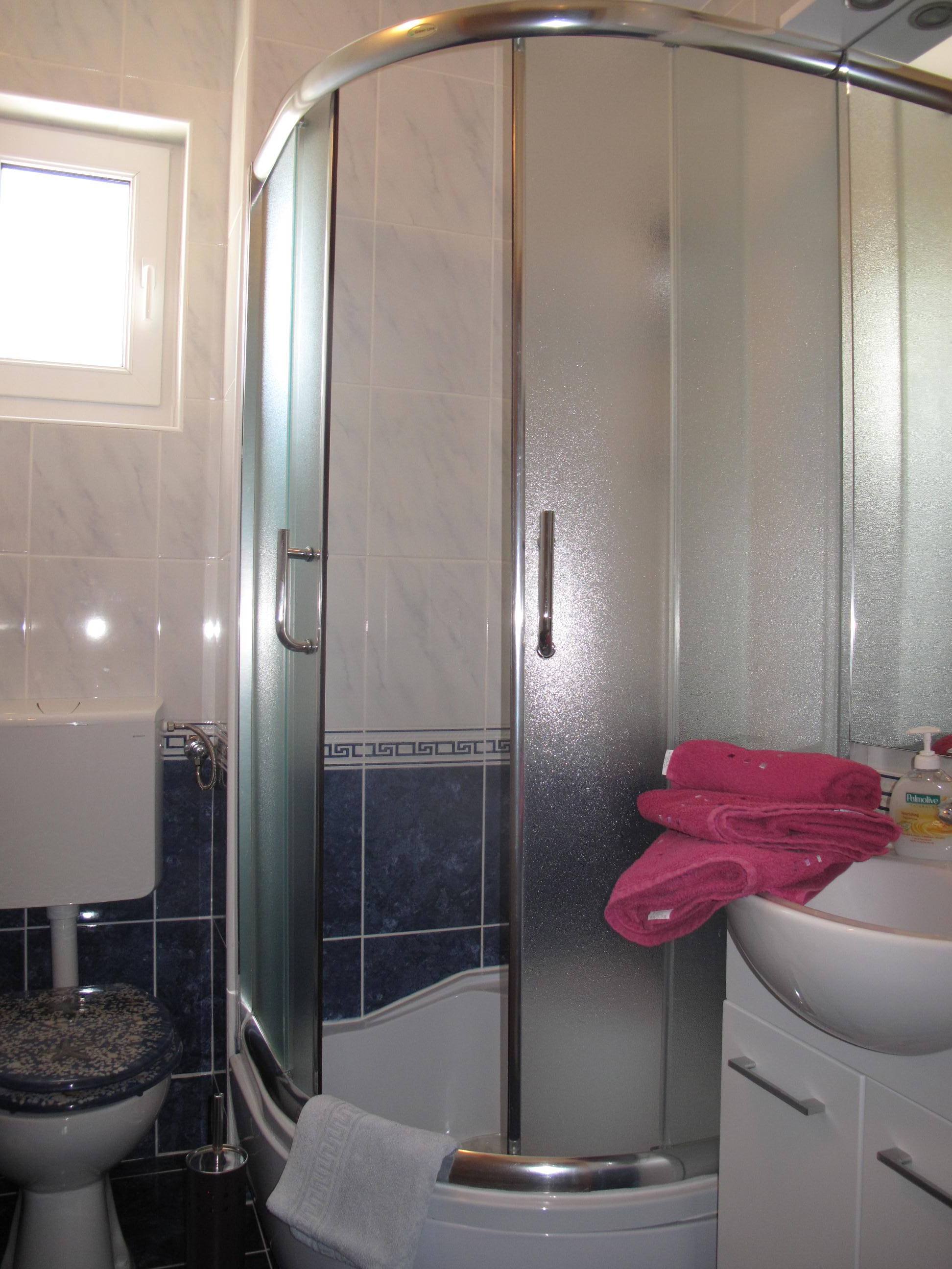 Apartment Capacity 4