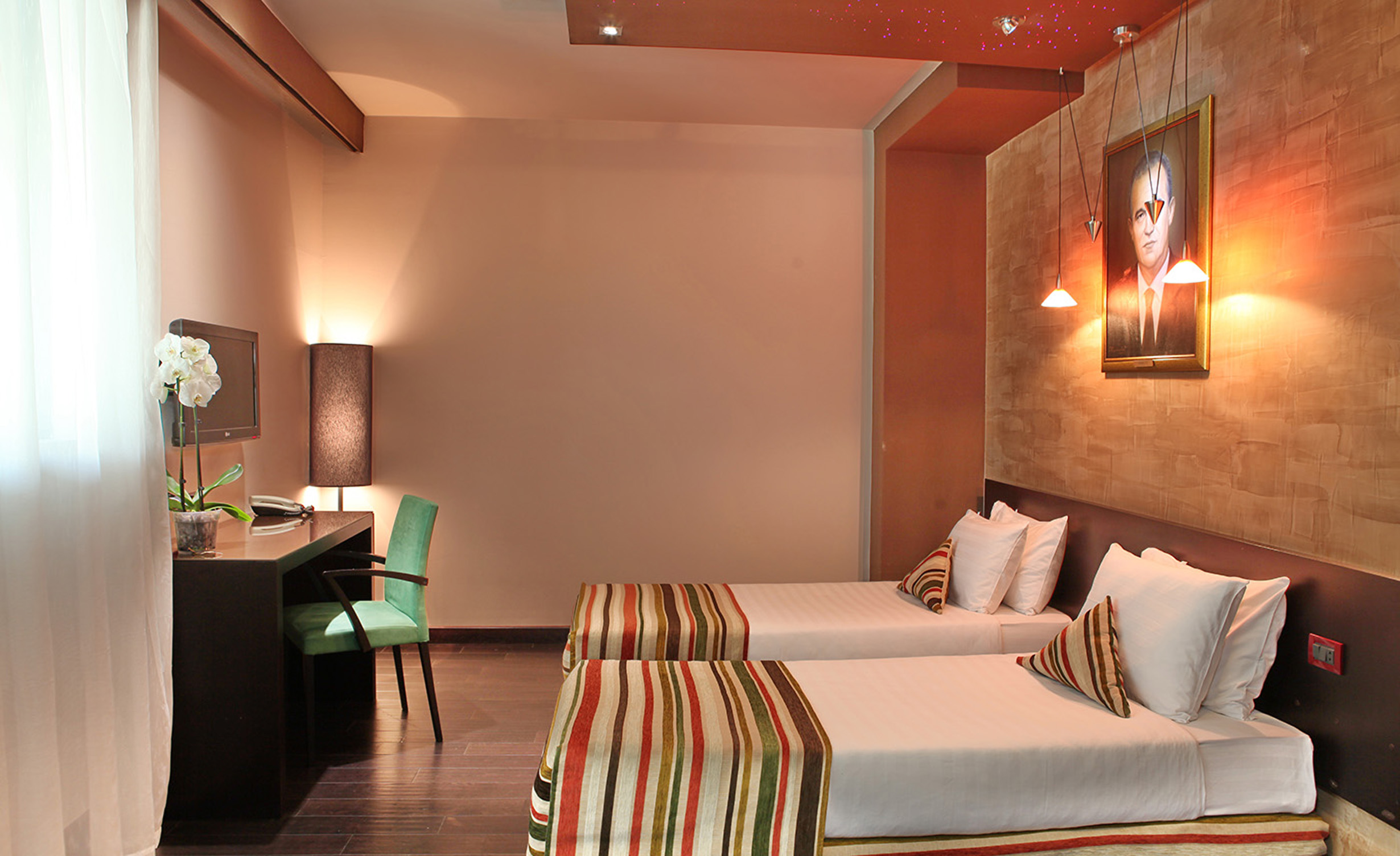 Double or Twin Standard