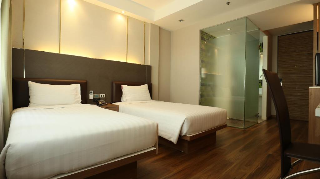 Double or Twin Deluxe