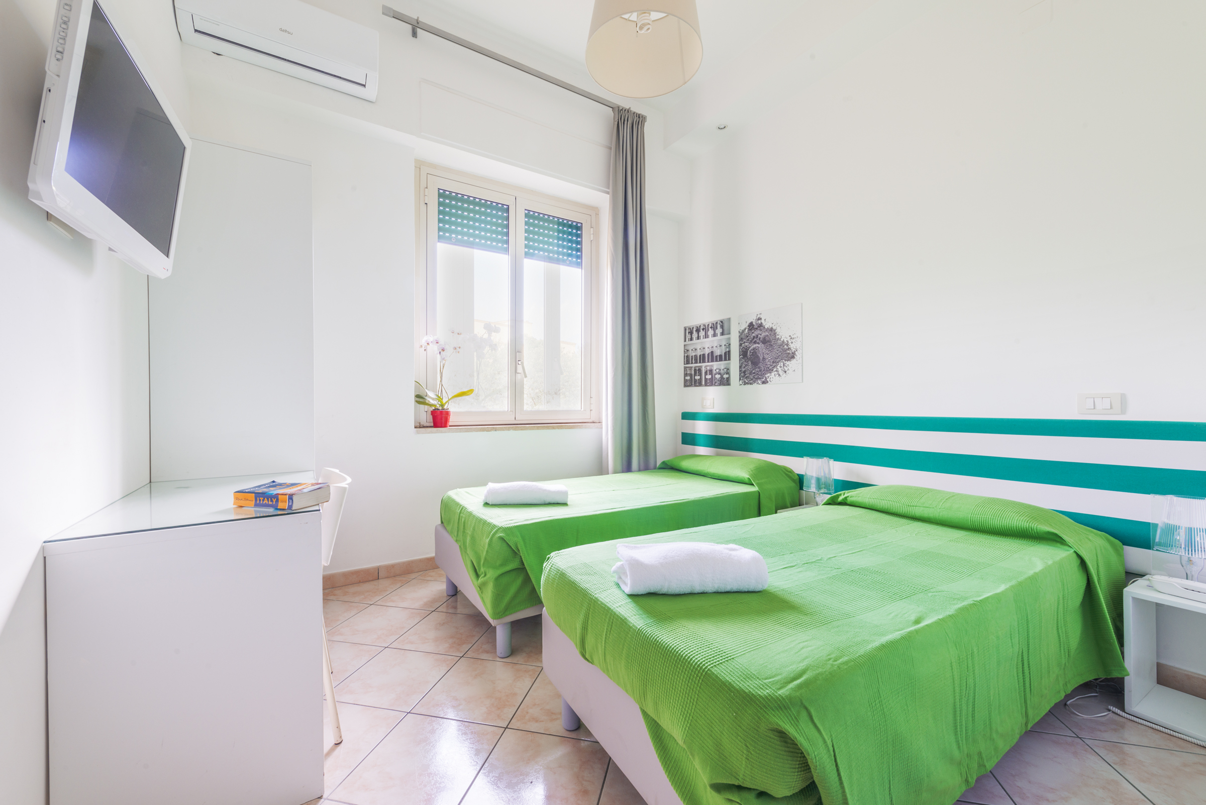 Double or Twin Standard