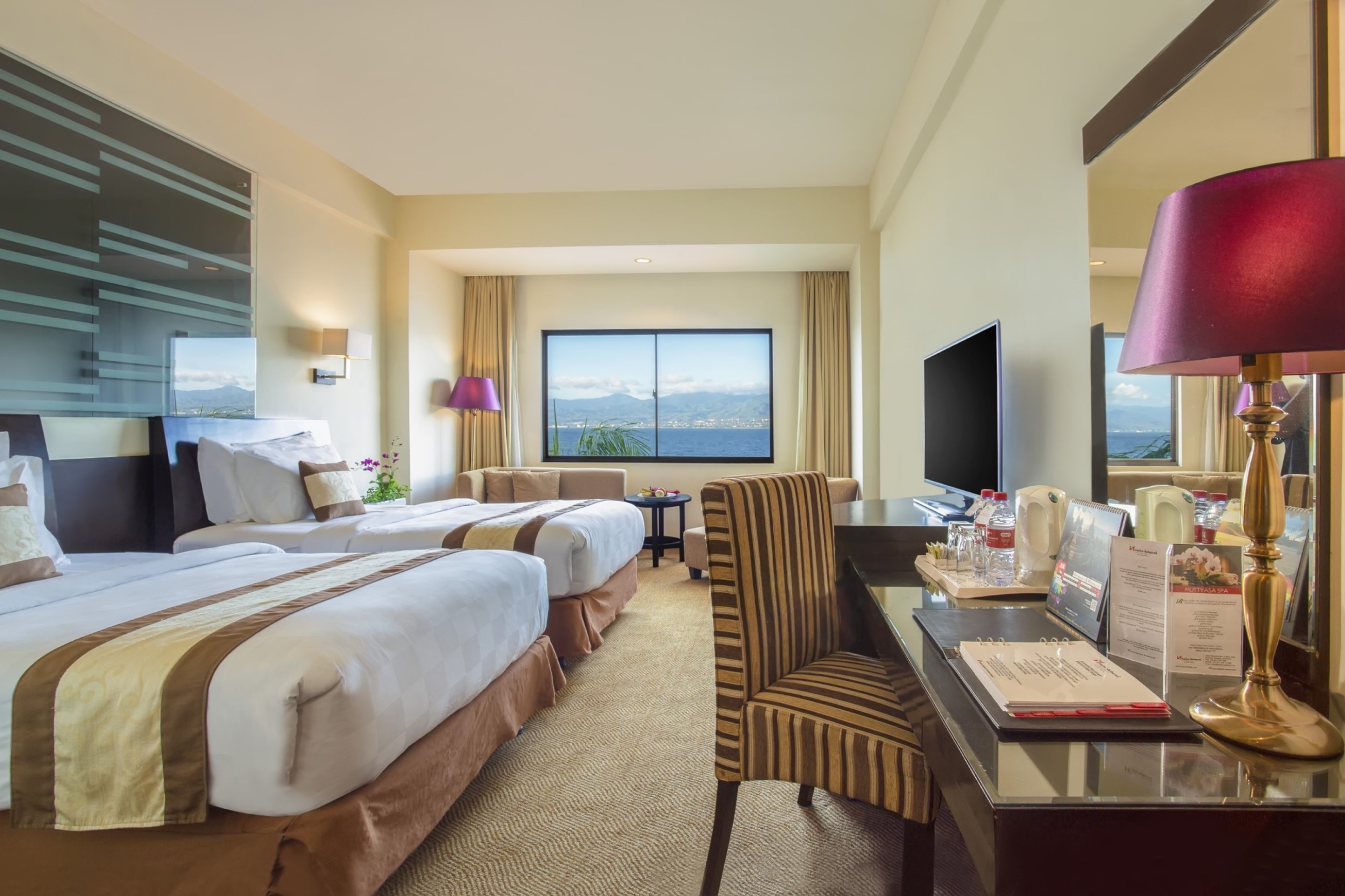 Double or Twin Deluxe