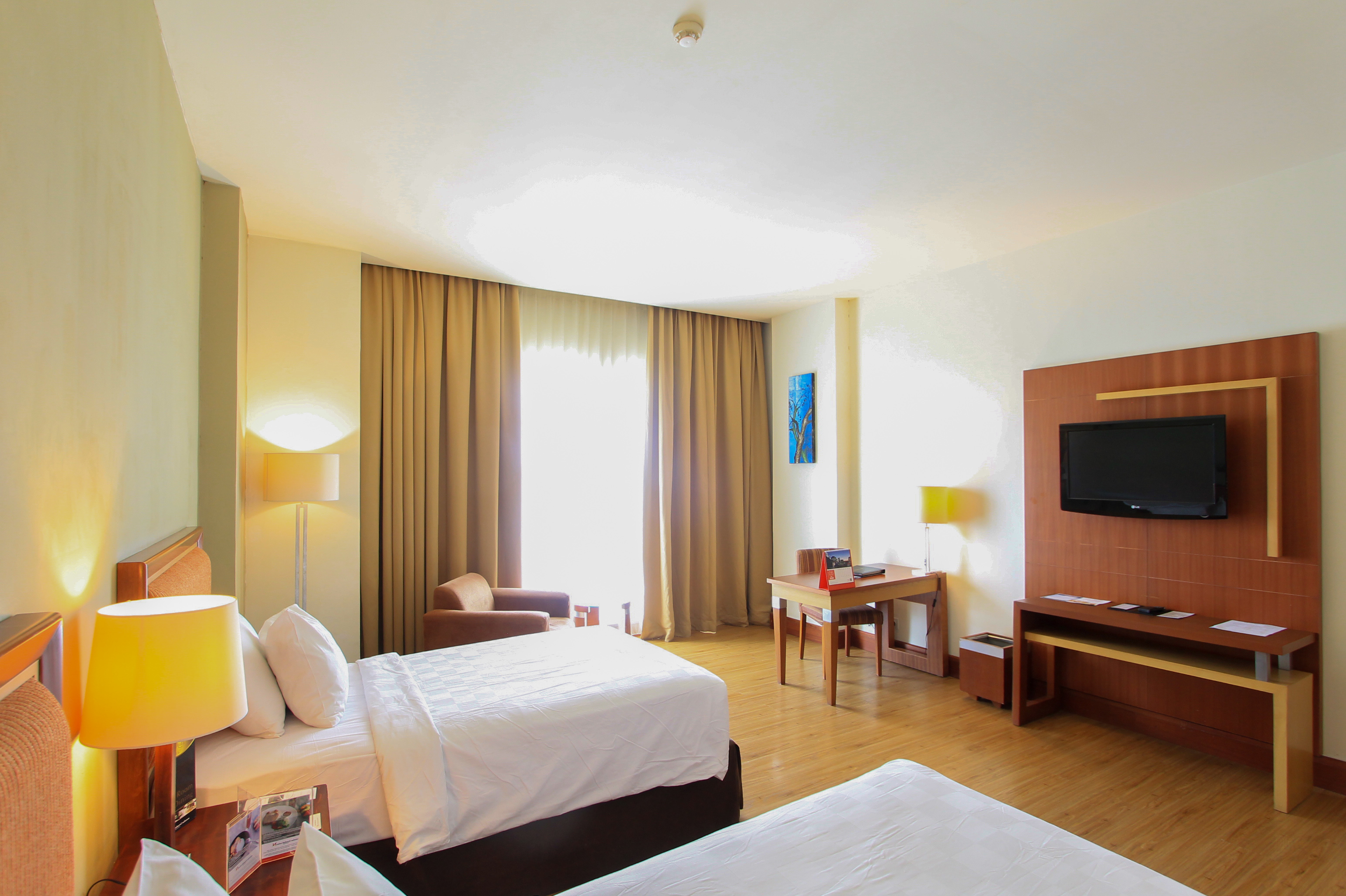 Twin Deluxe Superior