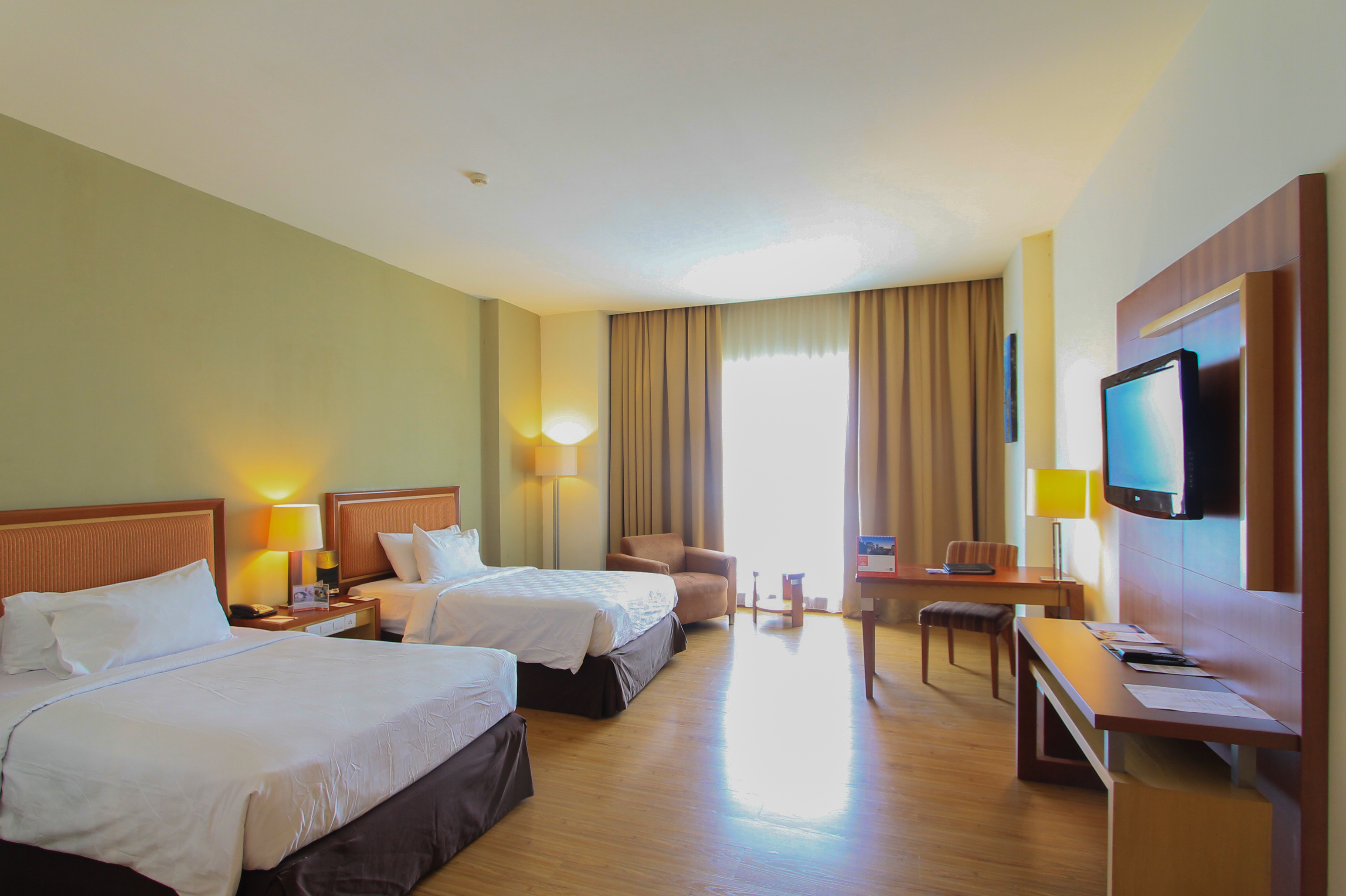 Twin Deluxe Superior