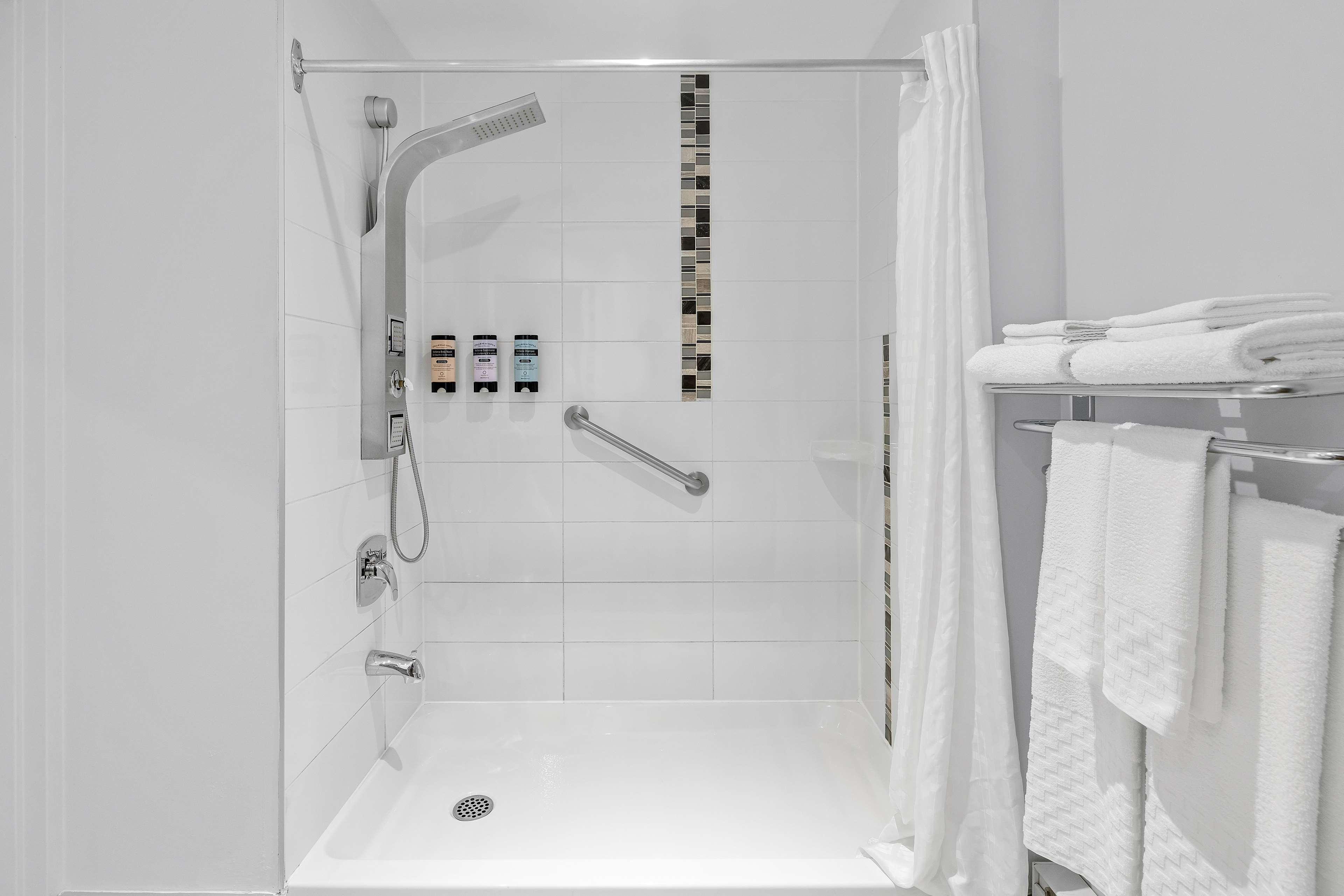 Double Two Double Beds Non Smoking