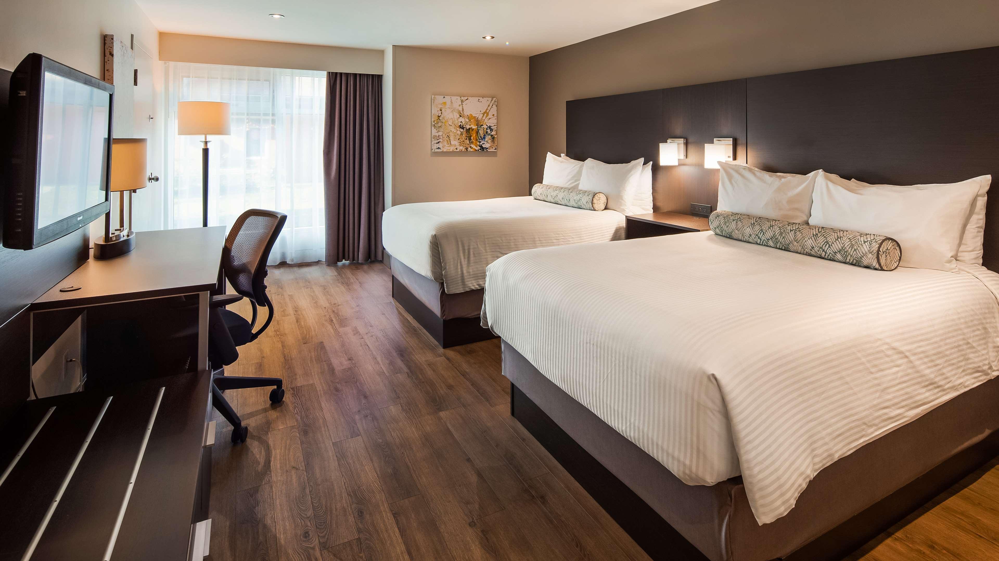 Double Two Double Beds Non Smoking