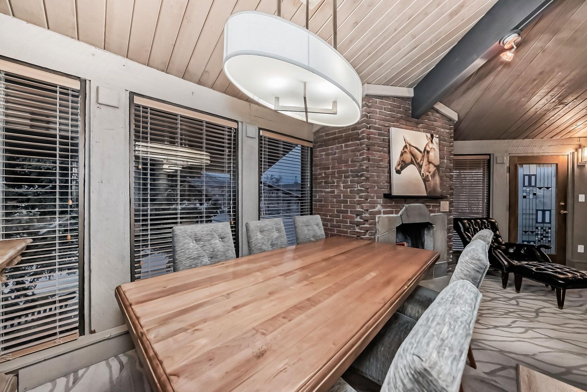 Suite Queen Size Bed