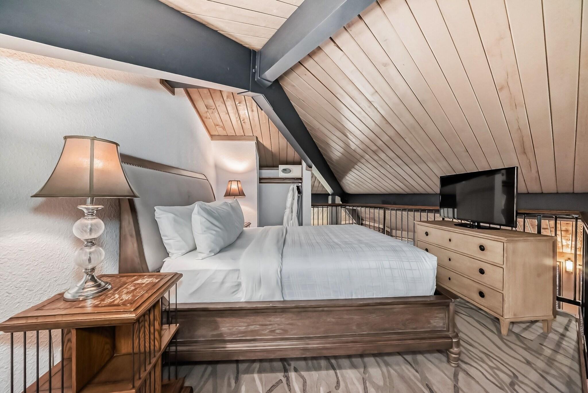 Suite Queen Size Bed