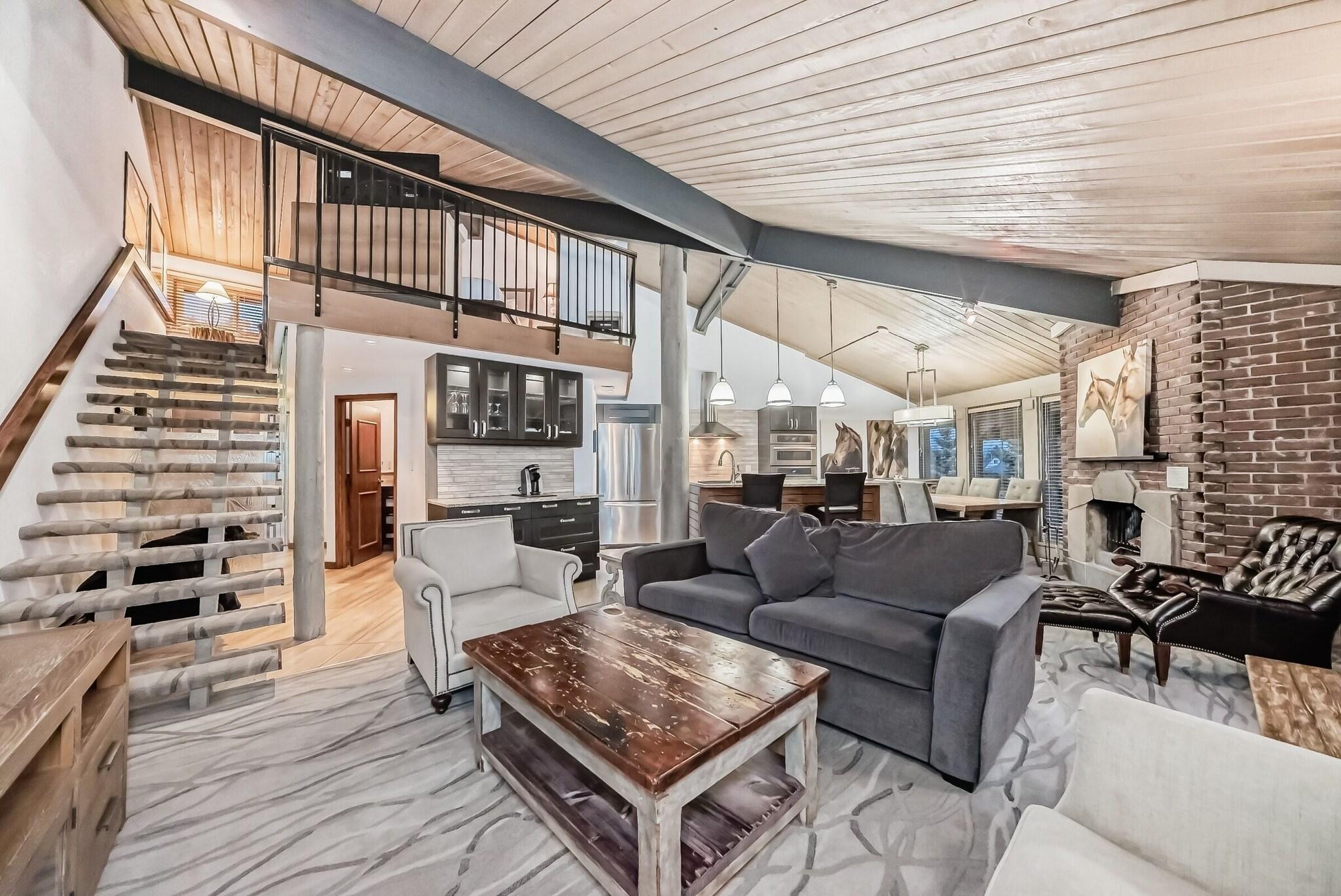 Suite Queen Size Bed