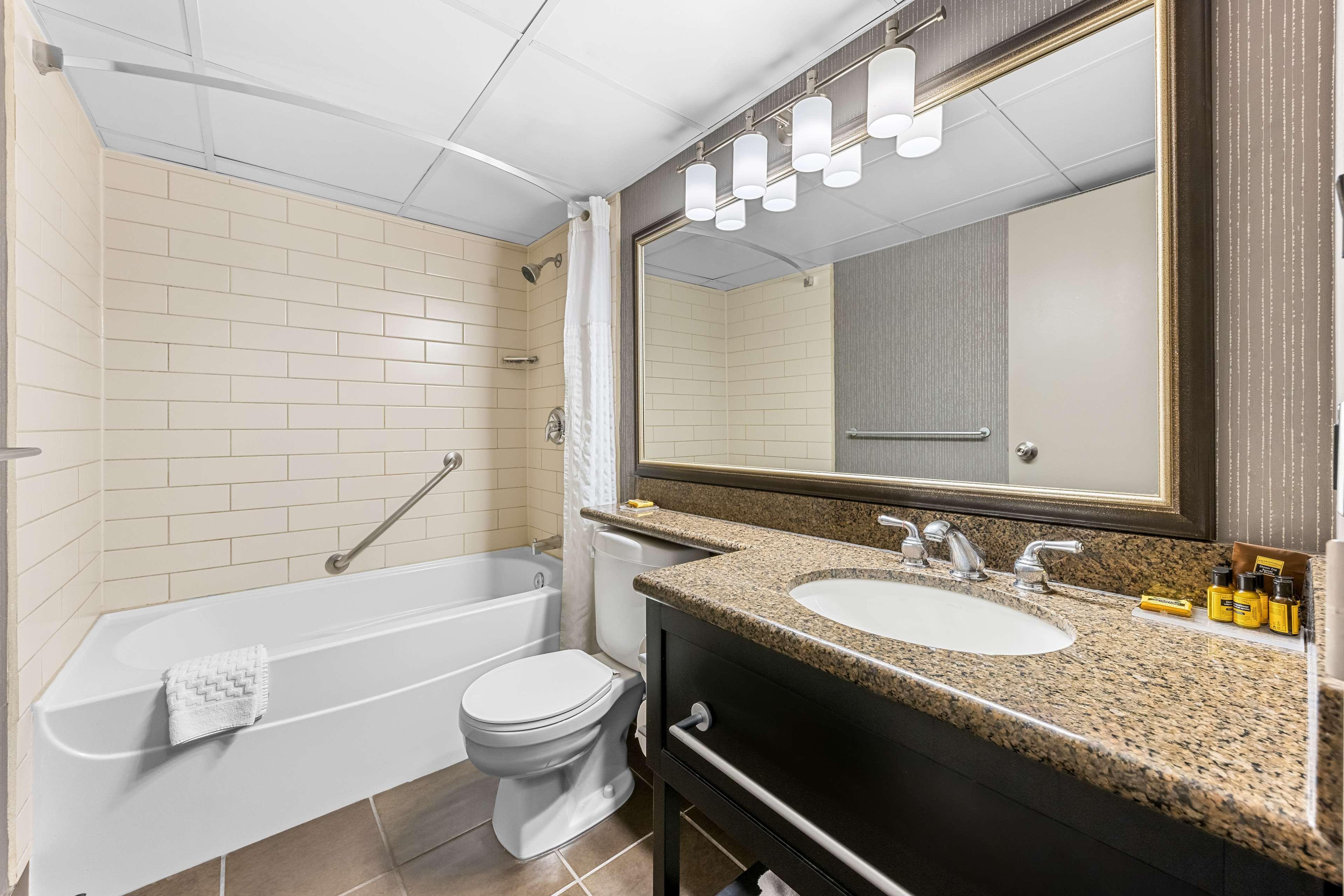 Quadruple Two Queen Beds