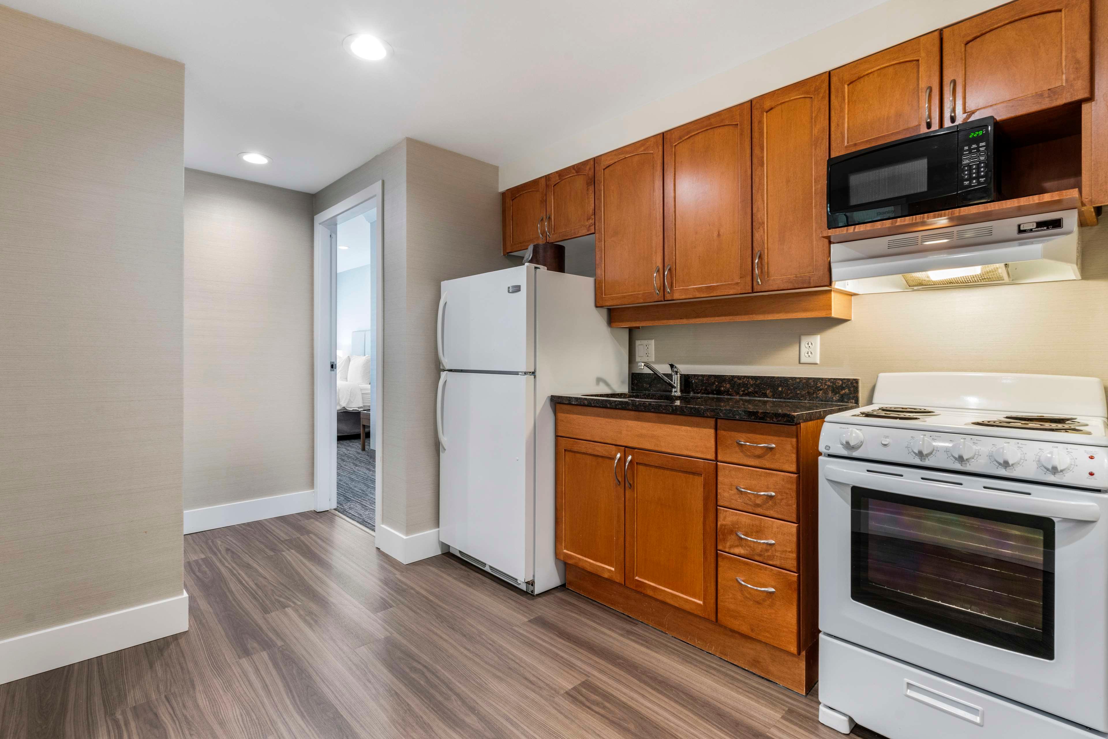 Suite Two Queen Beds