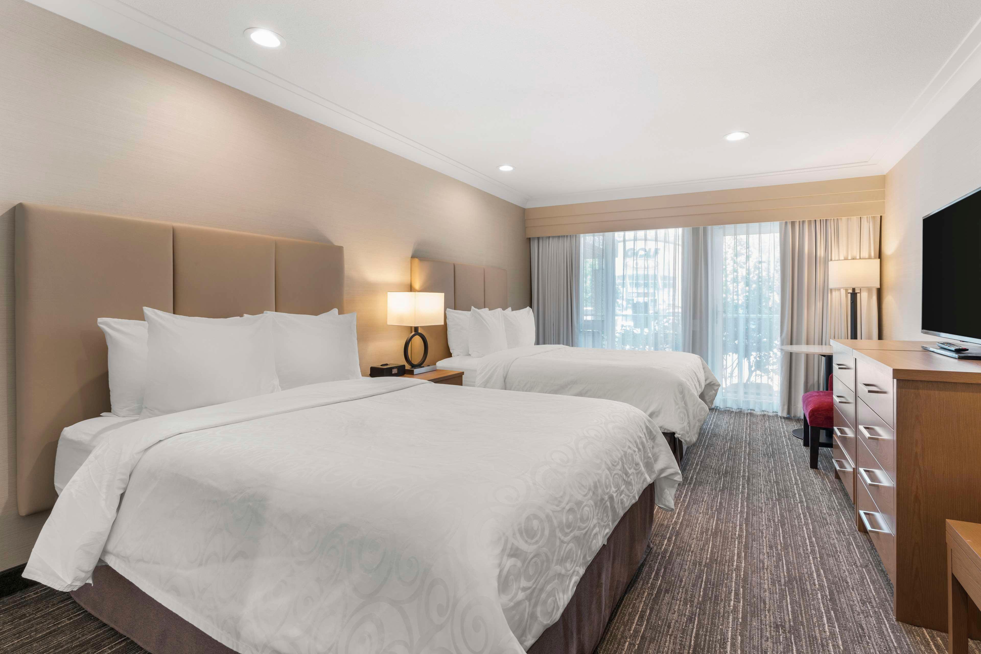 Quadruple Two Queen Beds