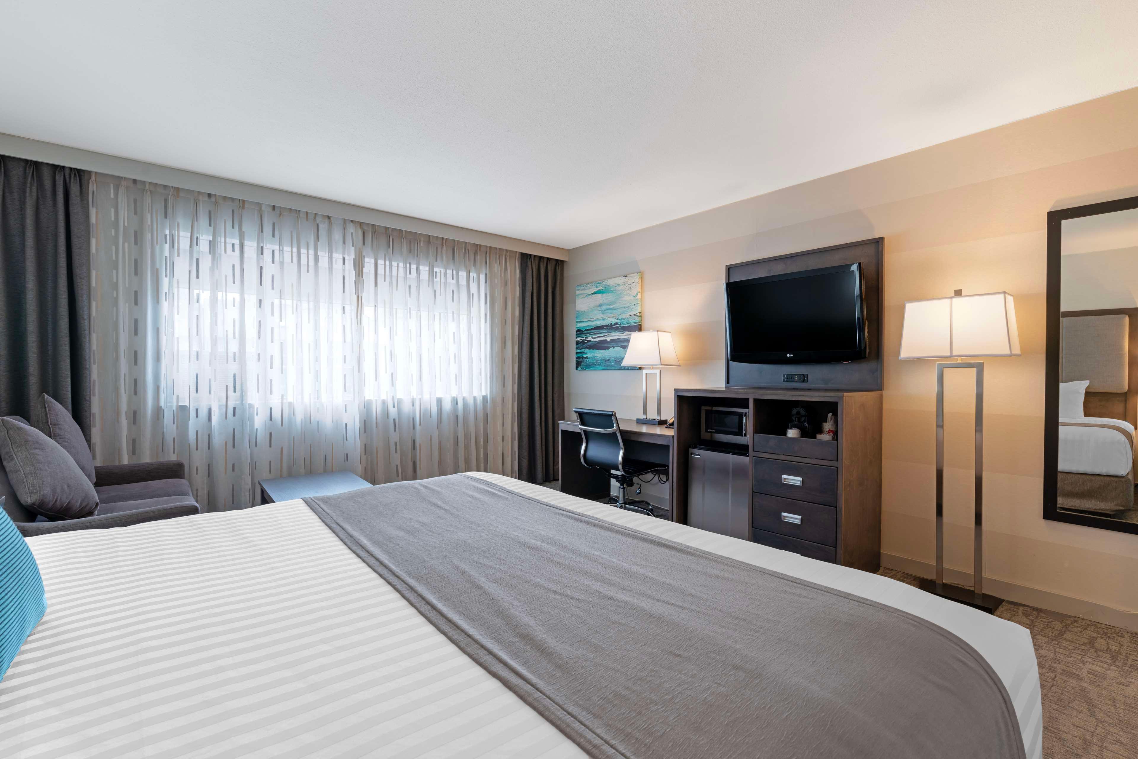 Double Ocean View King Bed