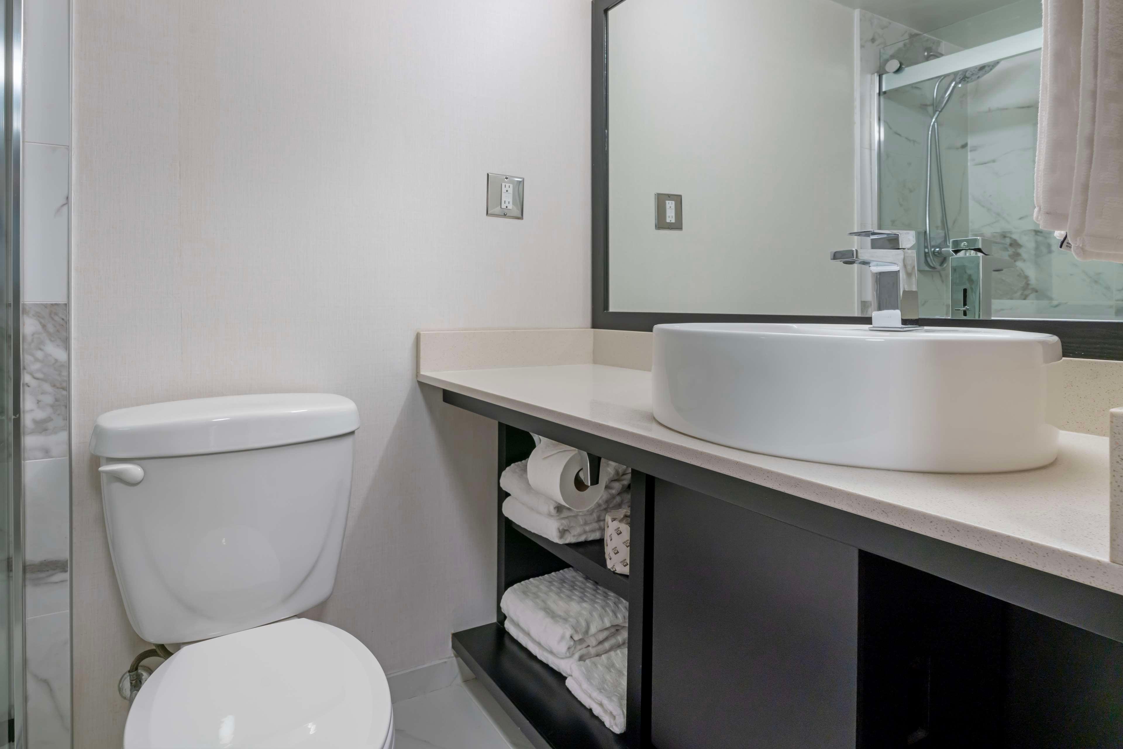 Suite Two Queen Beds