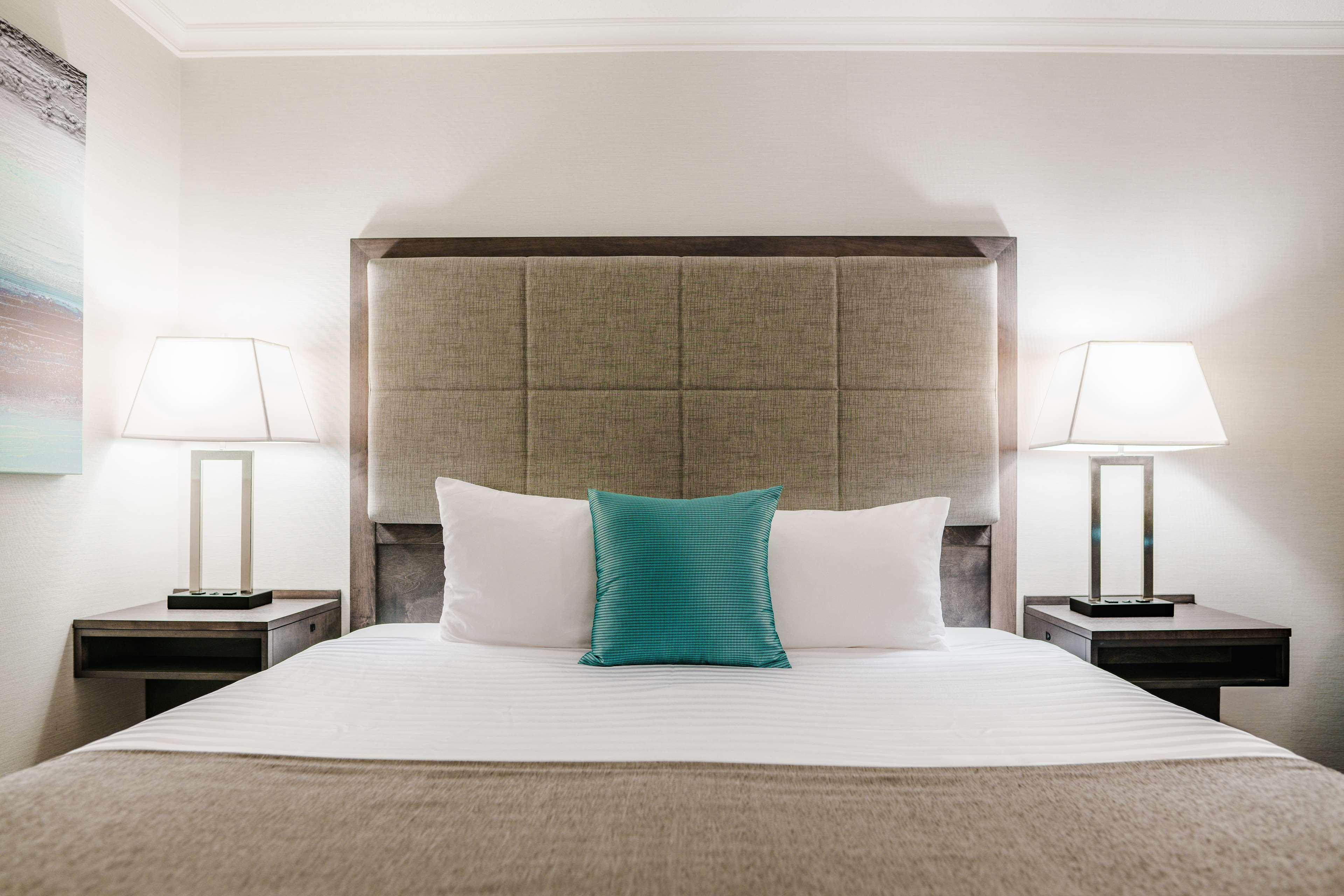 Double Ocean View King Bed