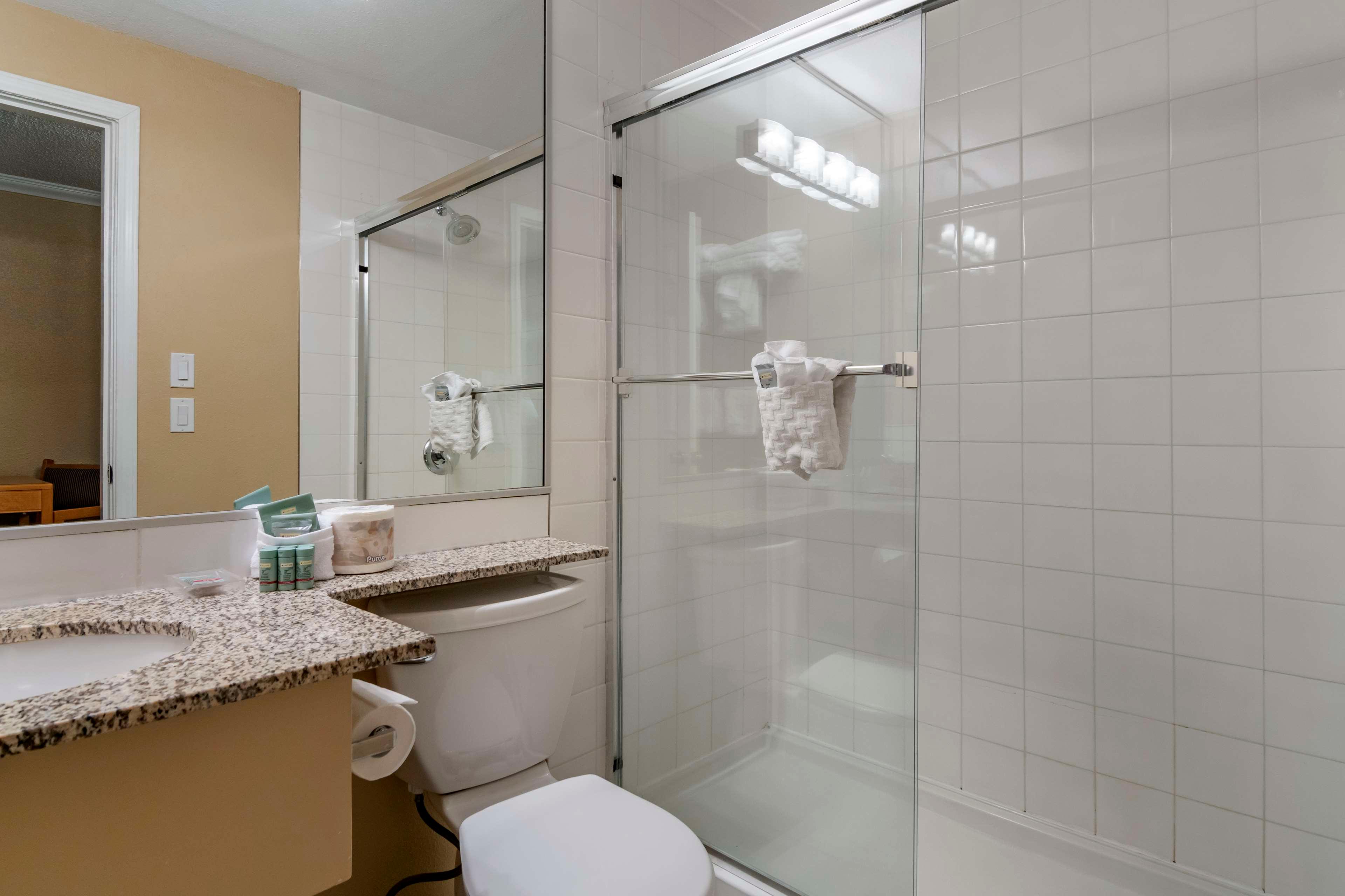 Suite Two Queen Beds