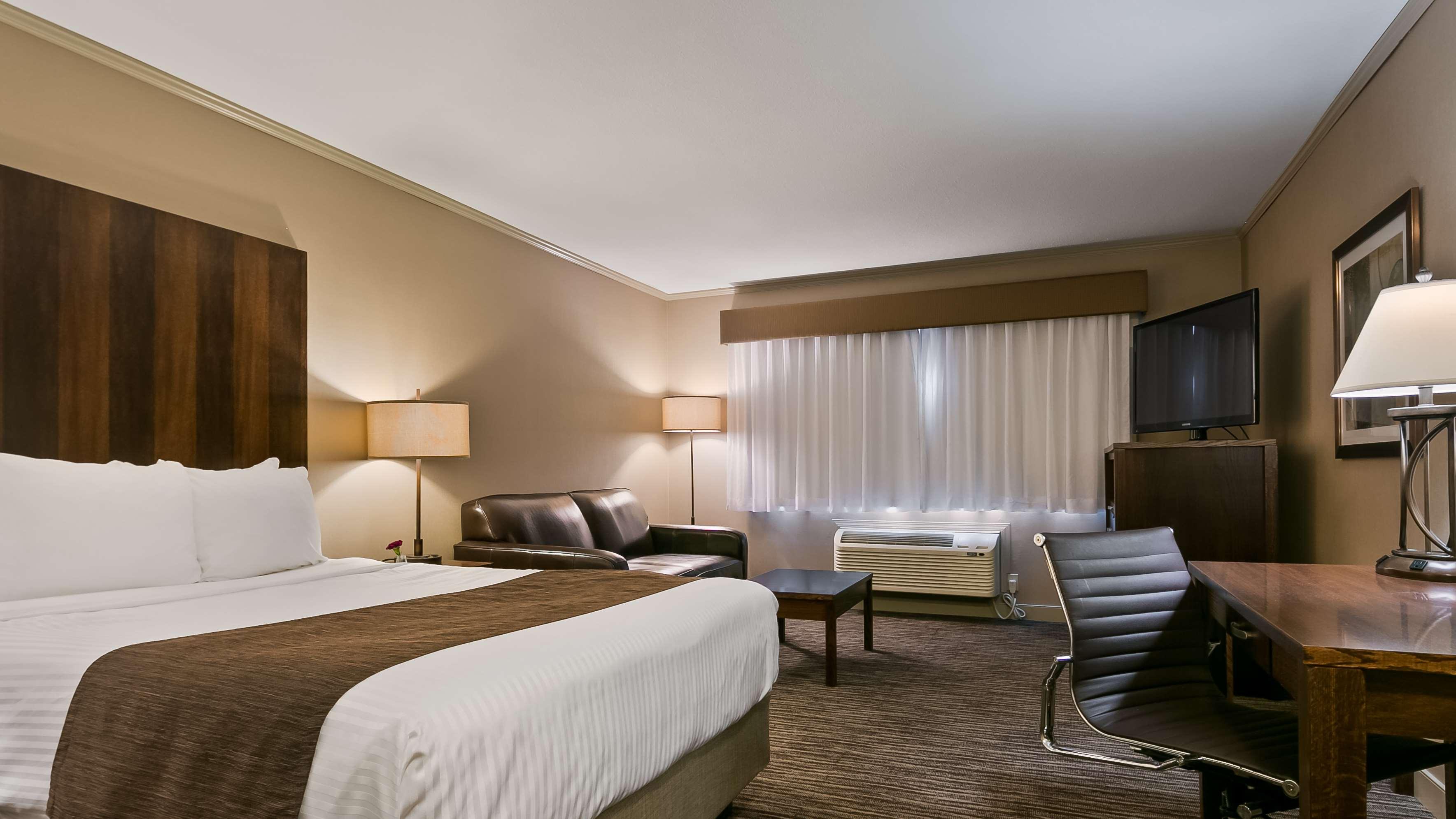 Double King Bed Non Smoking