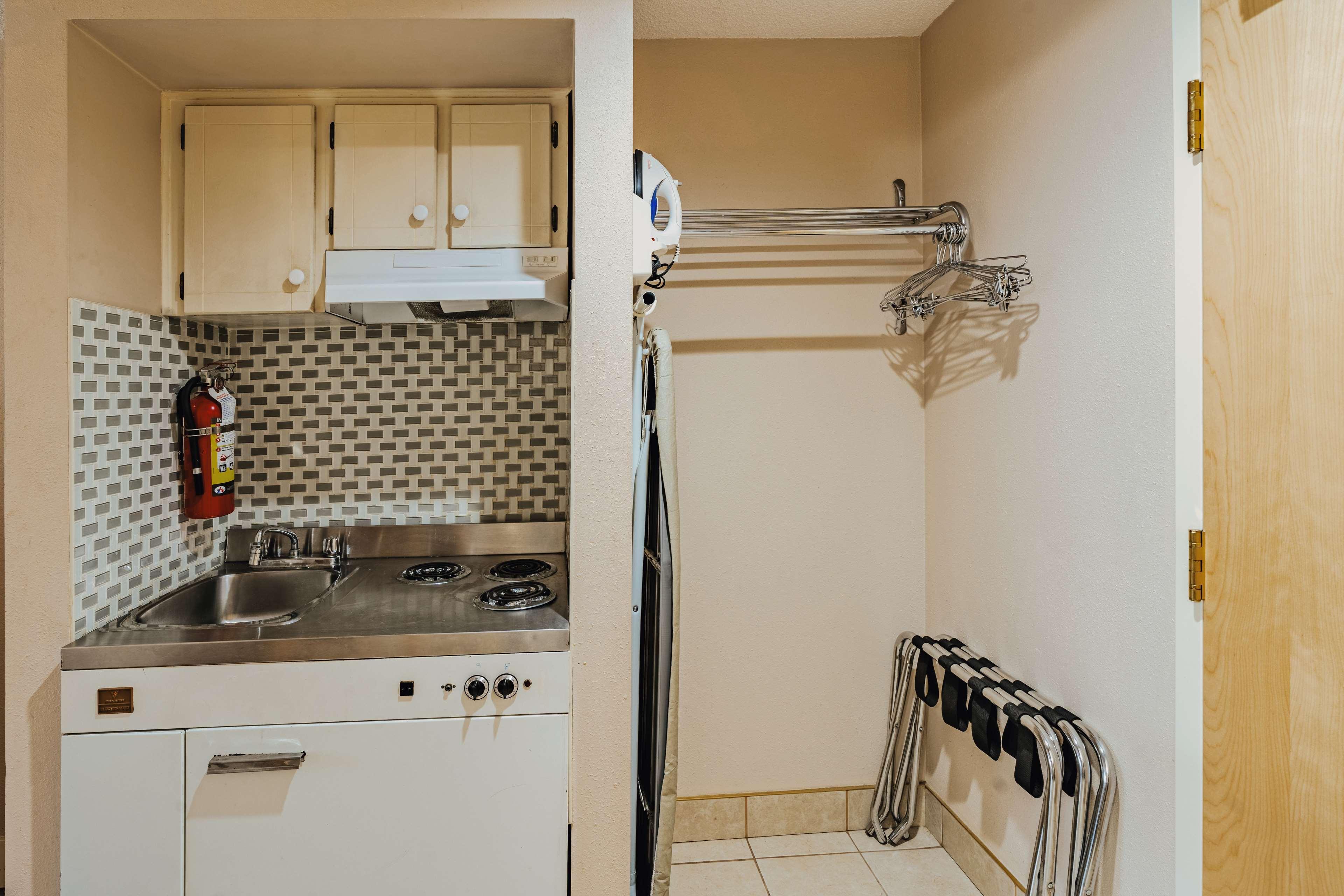 Suite Two Queen Beds