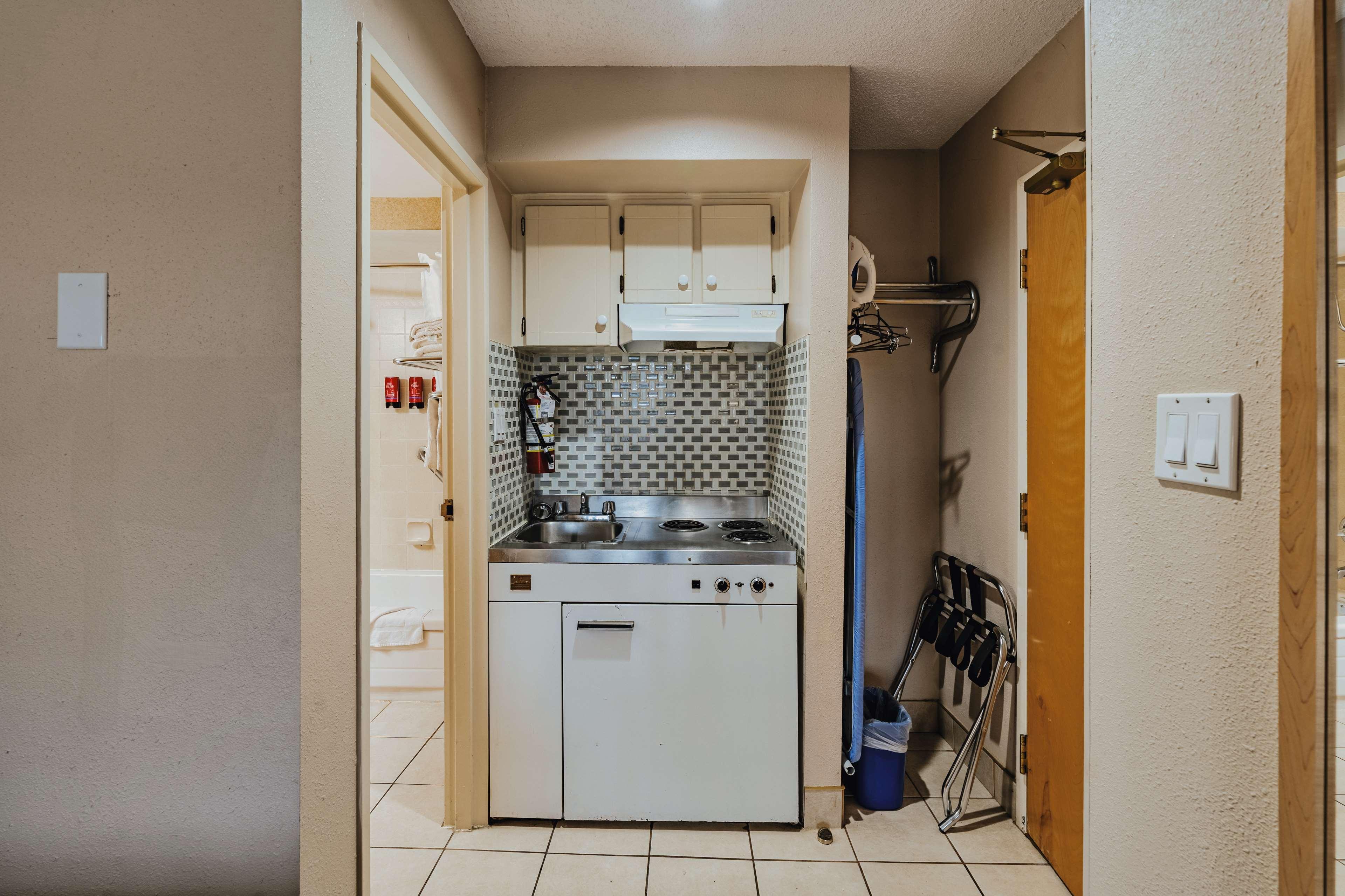 Suite Two Queen Beds