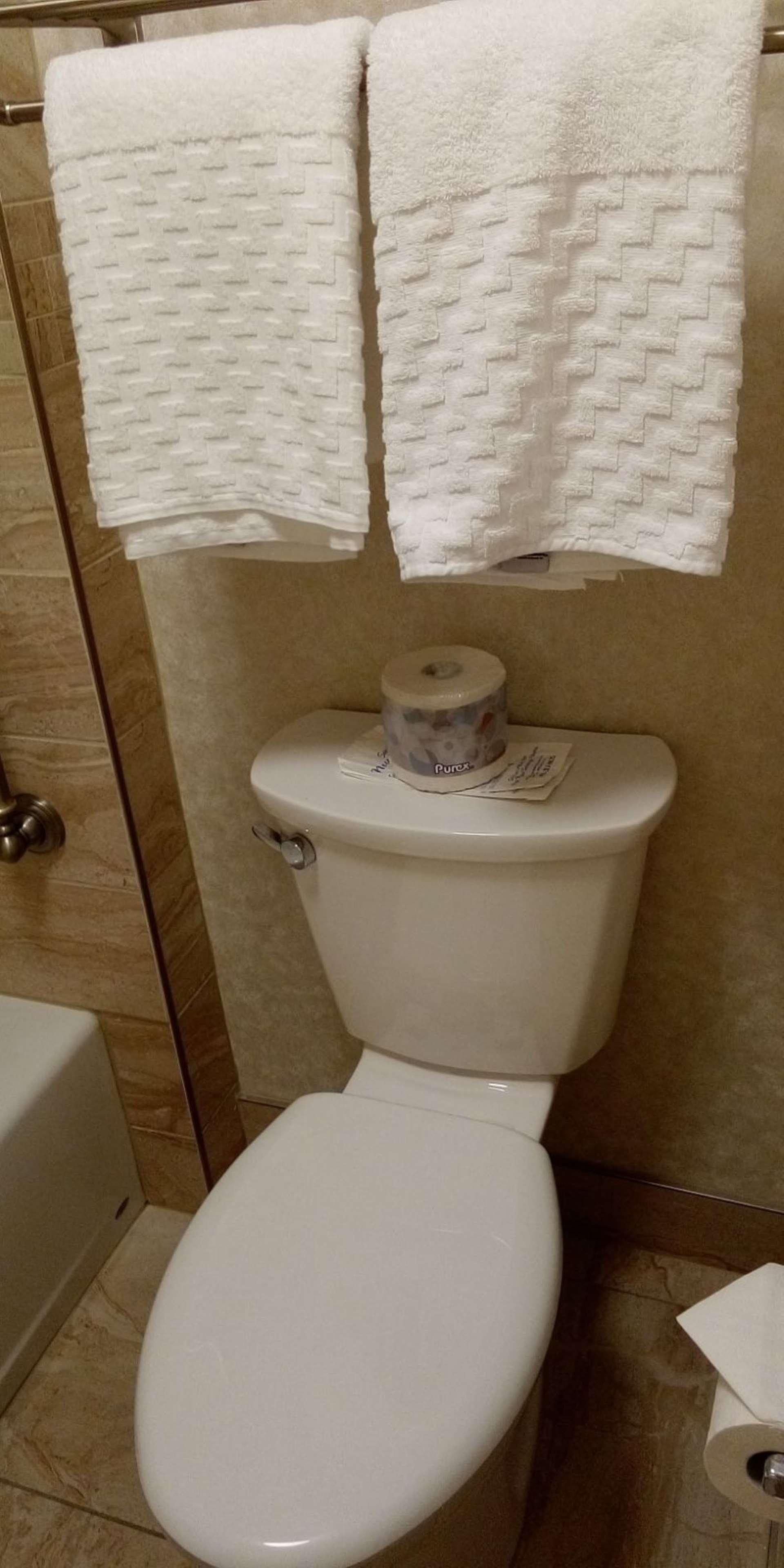 Double Queen Bed Non Smoking