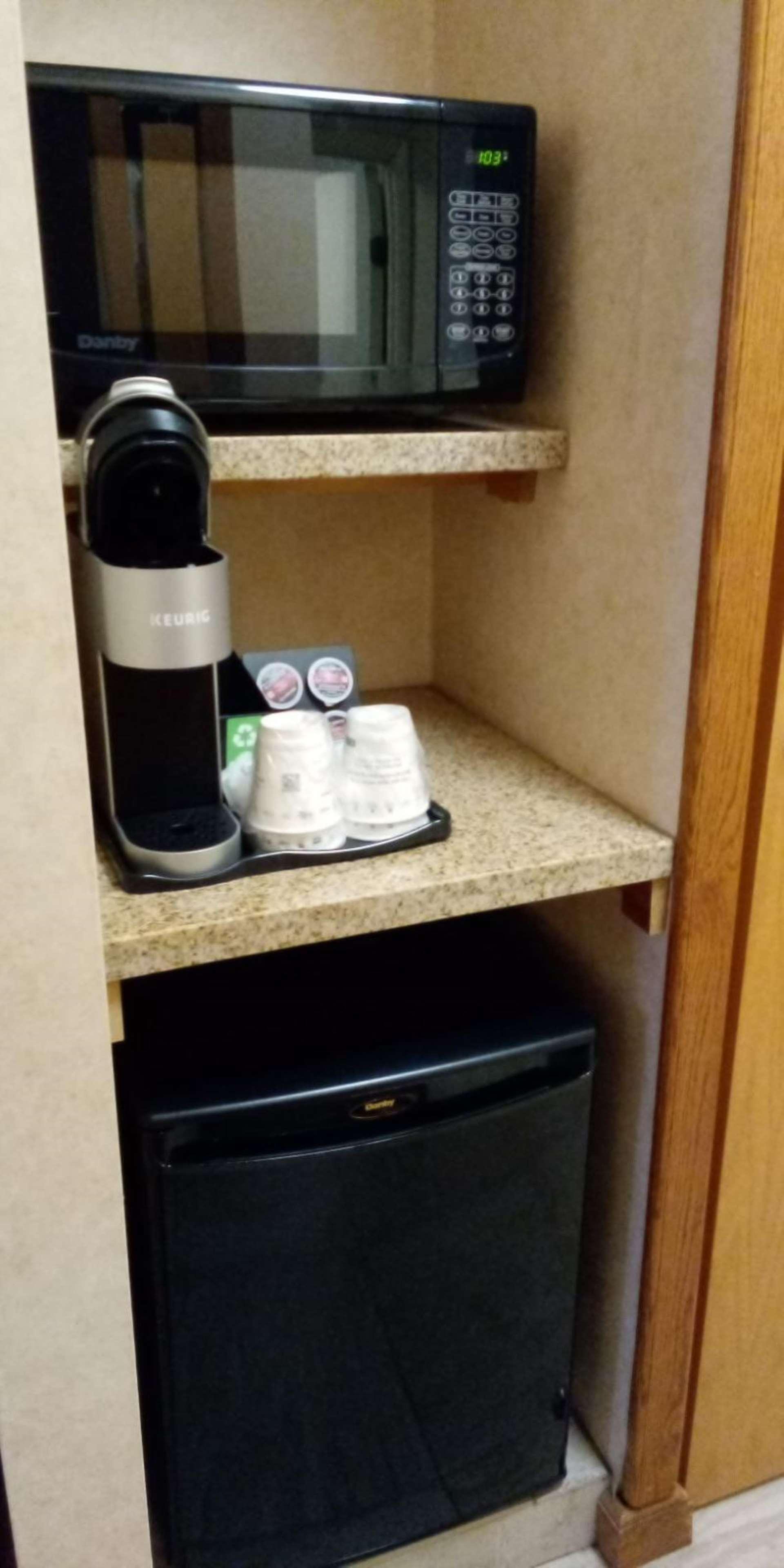 Double Queen Bed Non Smoking