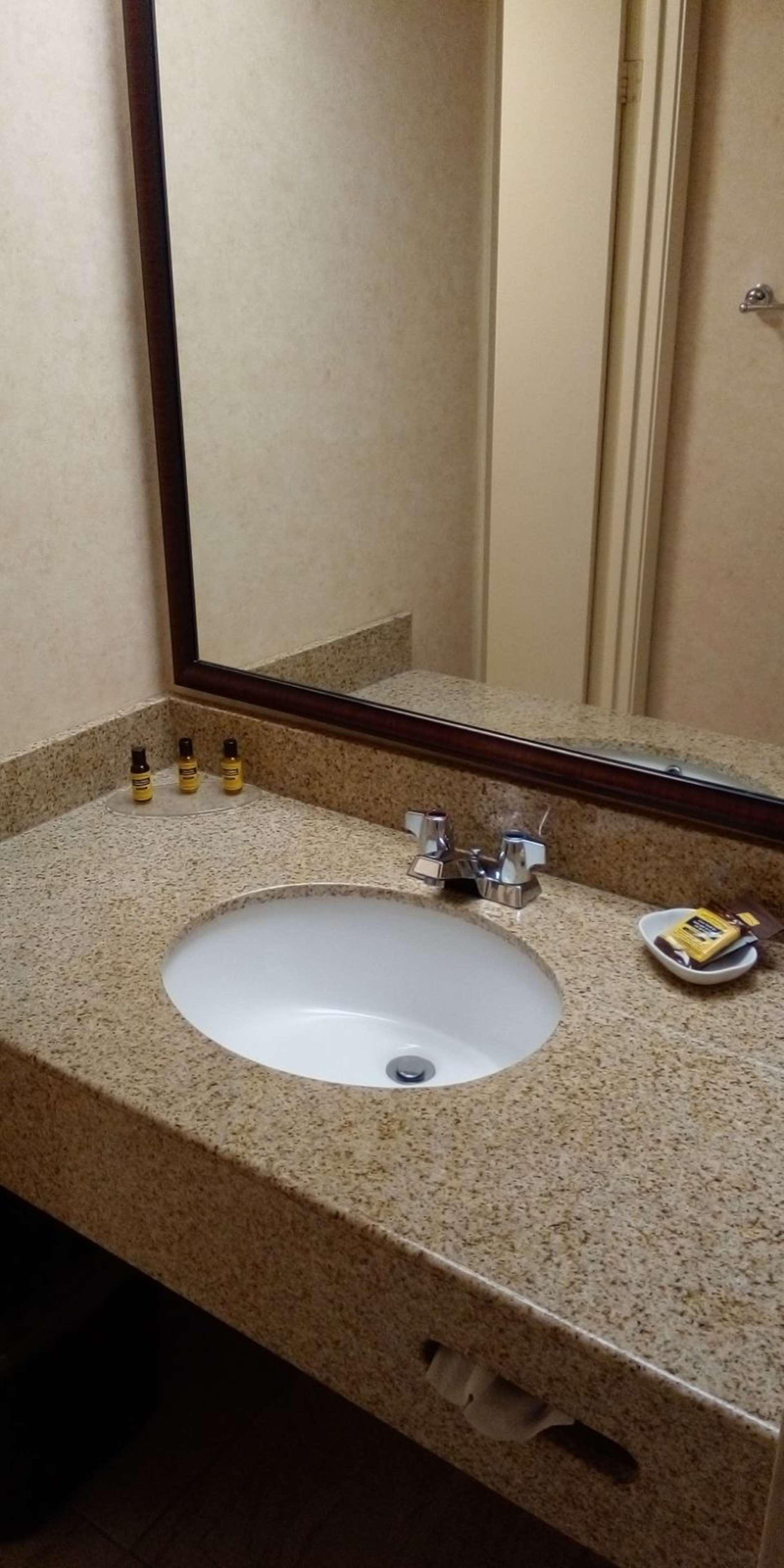 Double Queen Bed Non Smoking