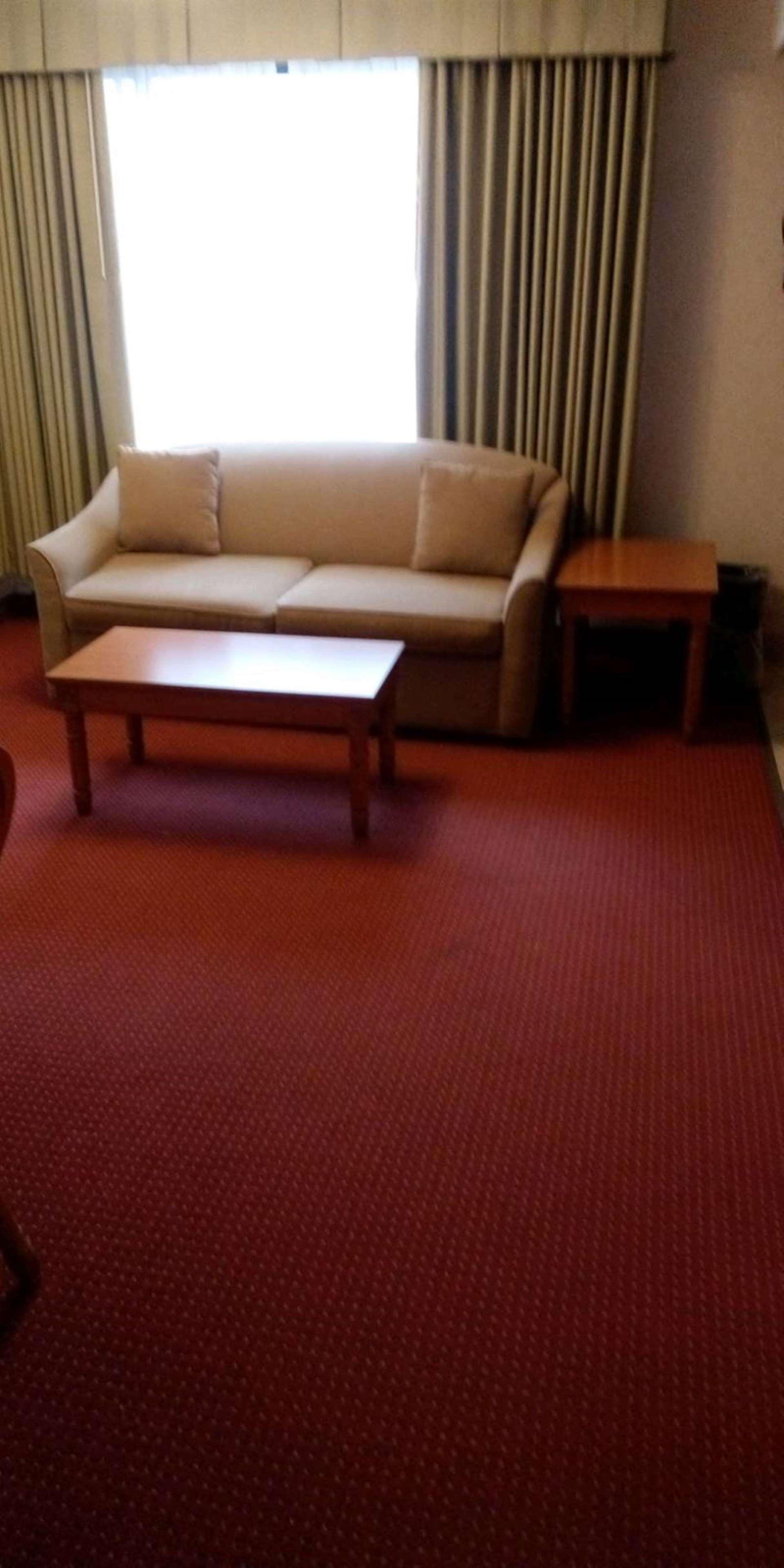 Suite Queen Size Bed