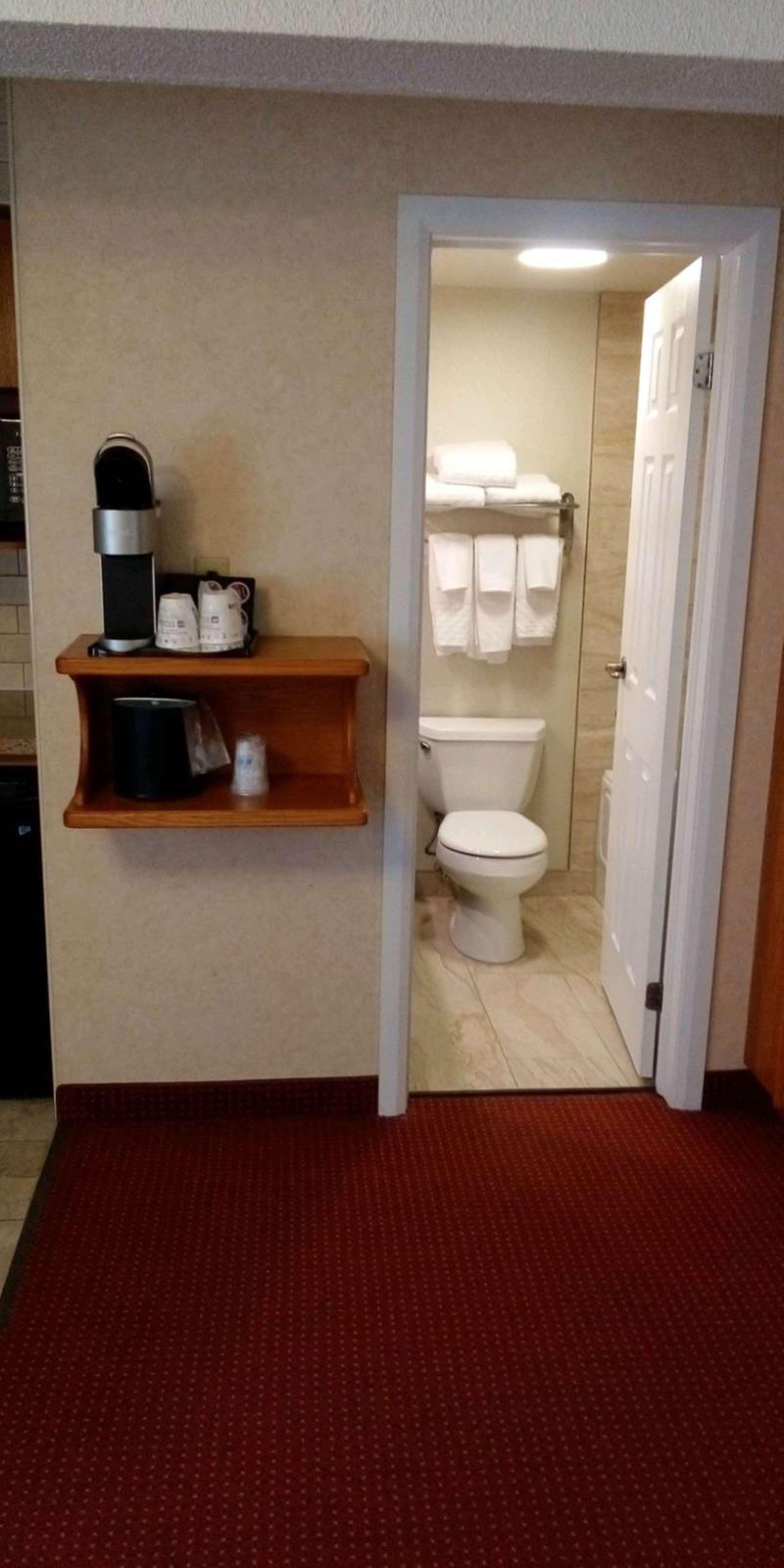 Suite Queen Size Bed