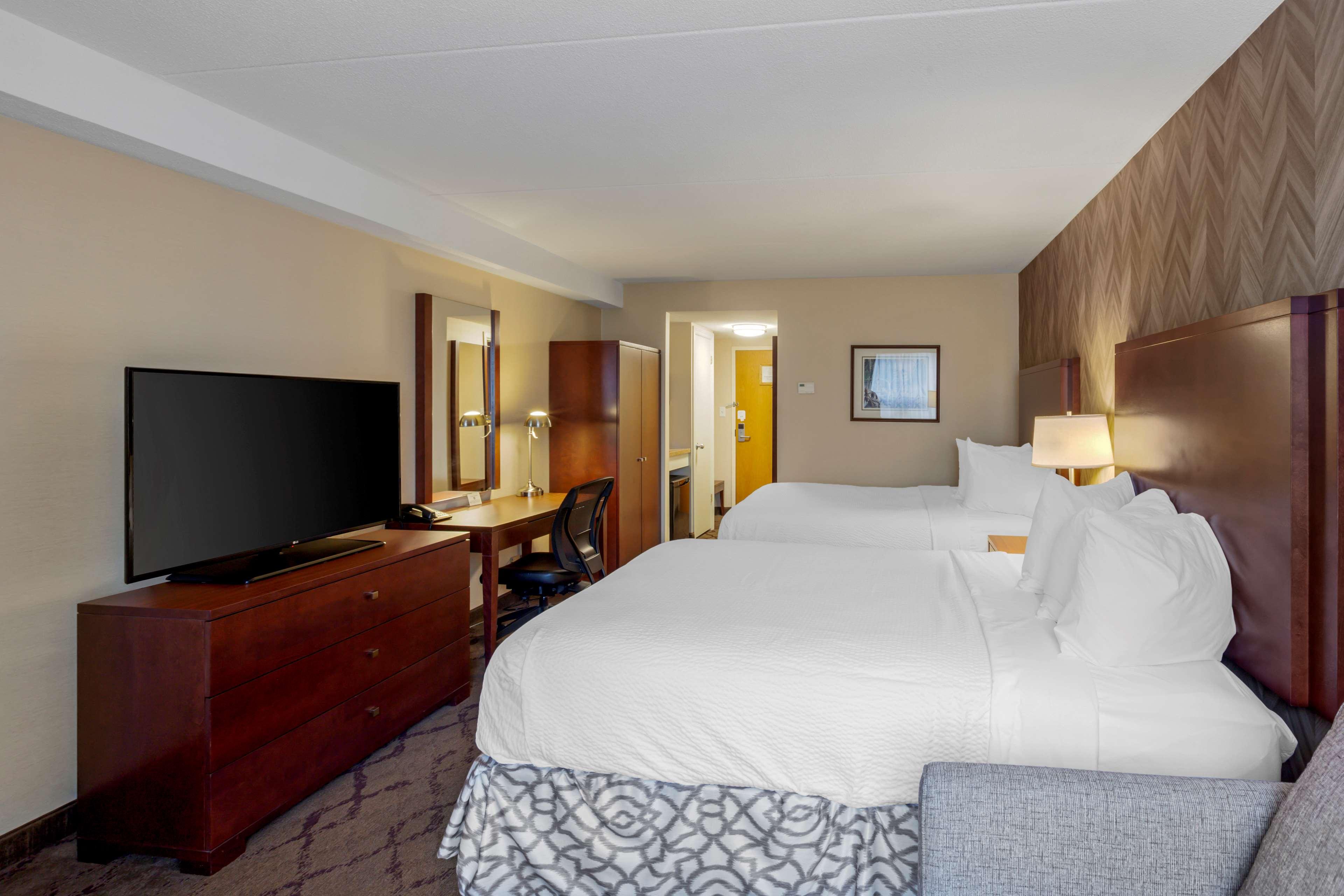 Quadruple Two Double Beds