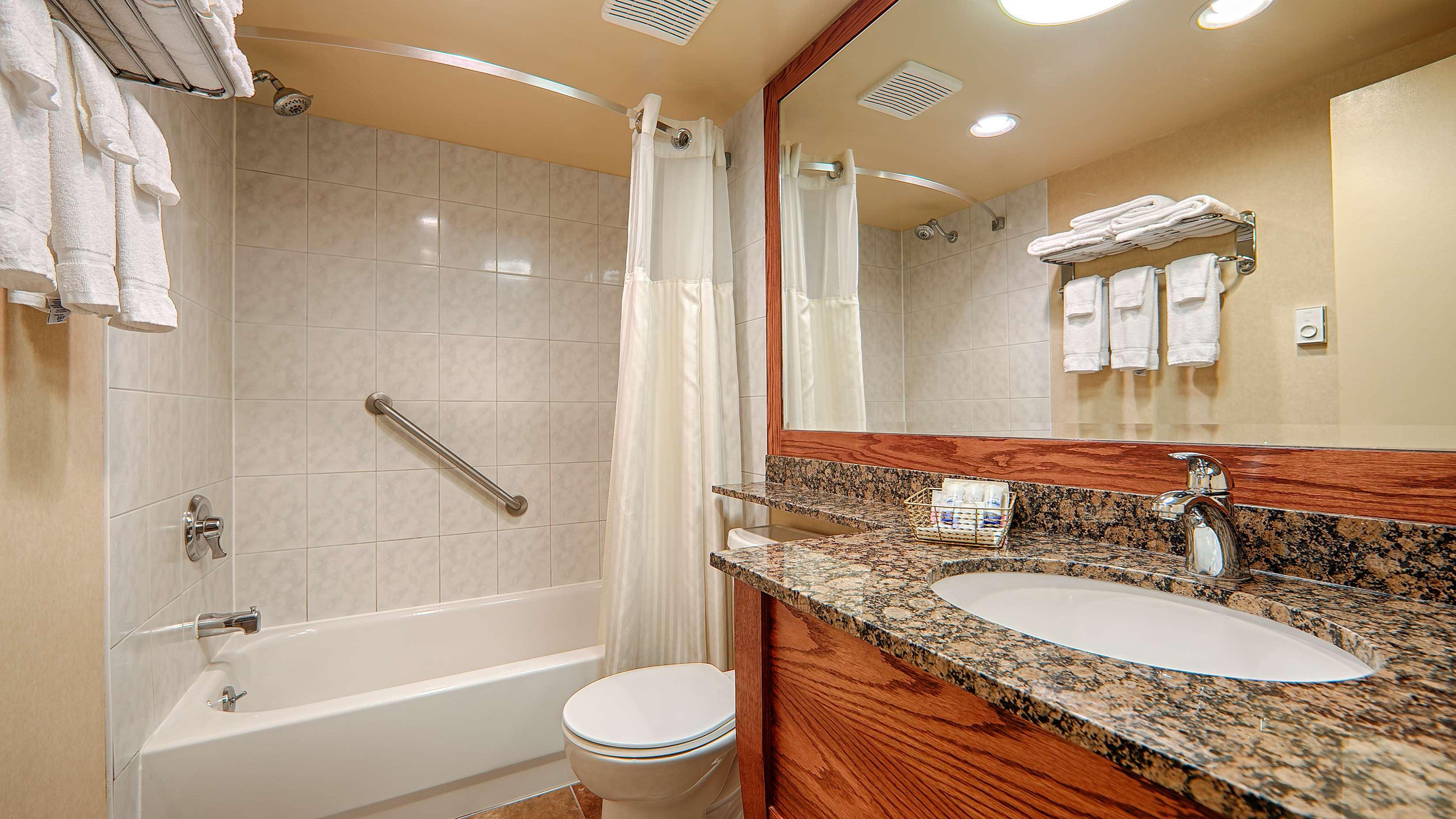 Quadruple Non Smoking