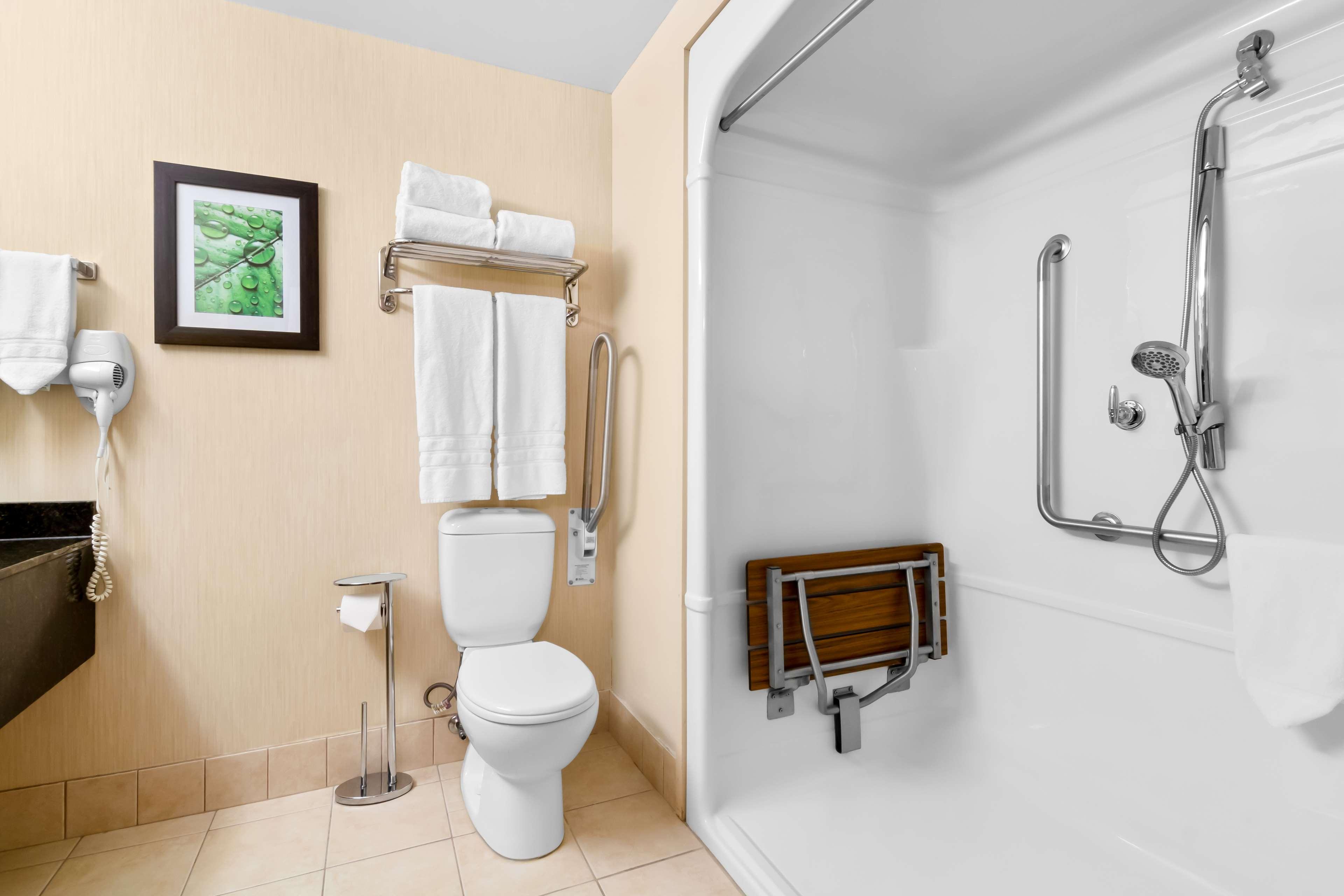 Double Accessible-two Queen Beds