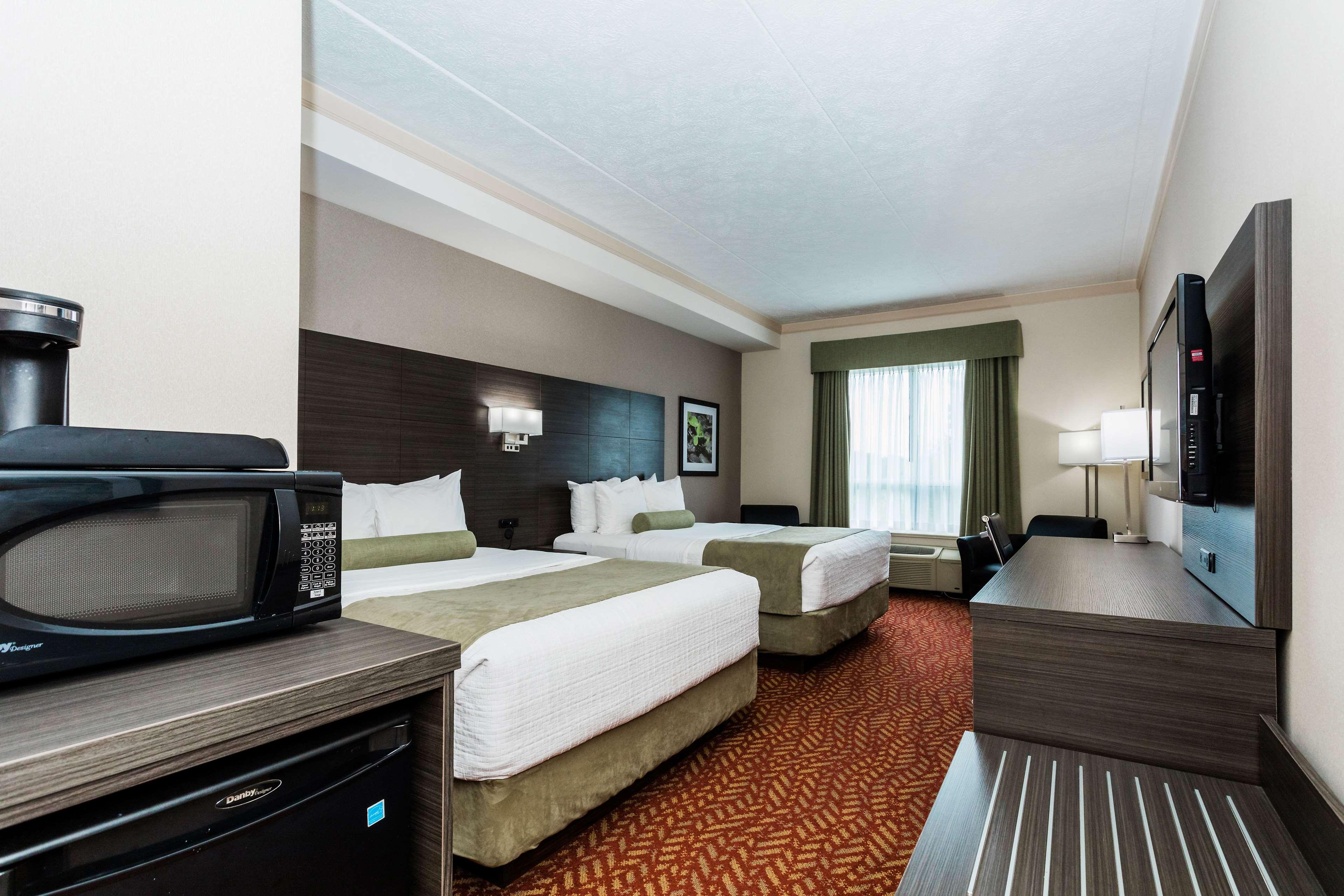 Double Two Queen Beds