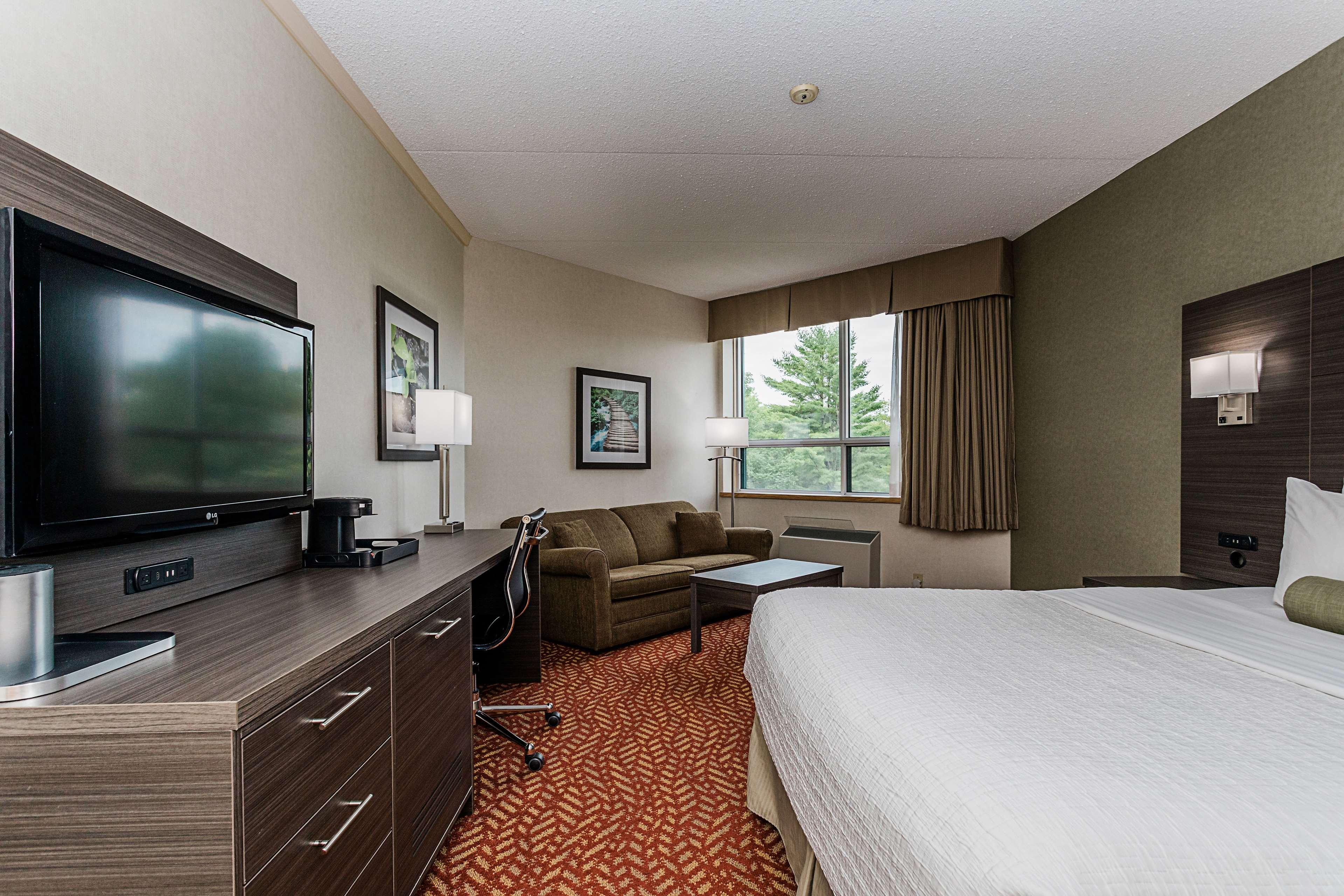 Double Queen Size Bed