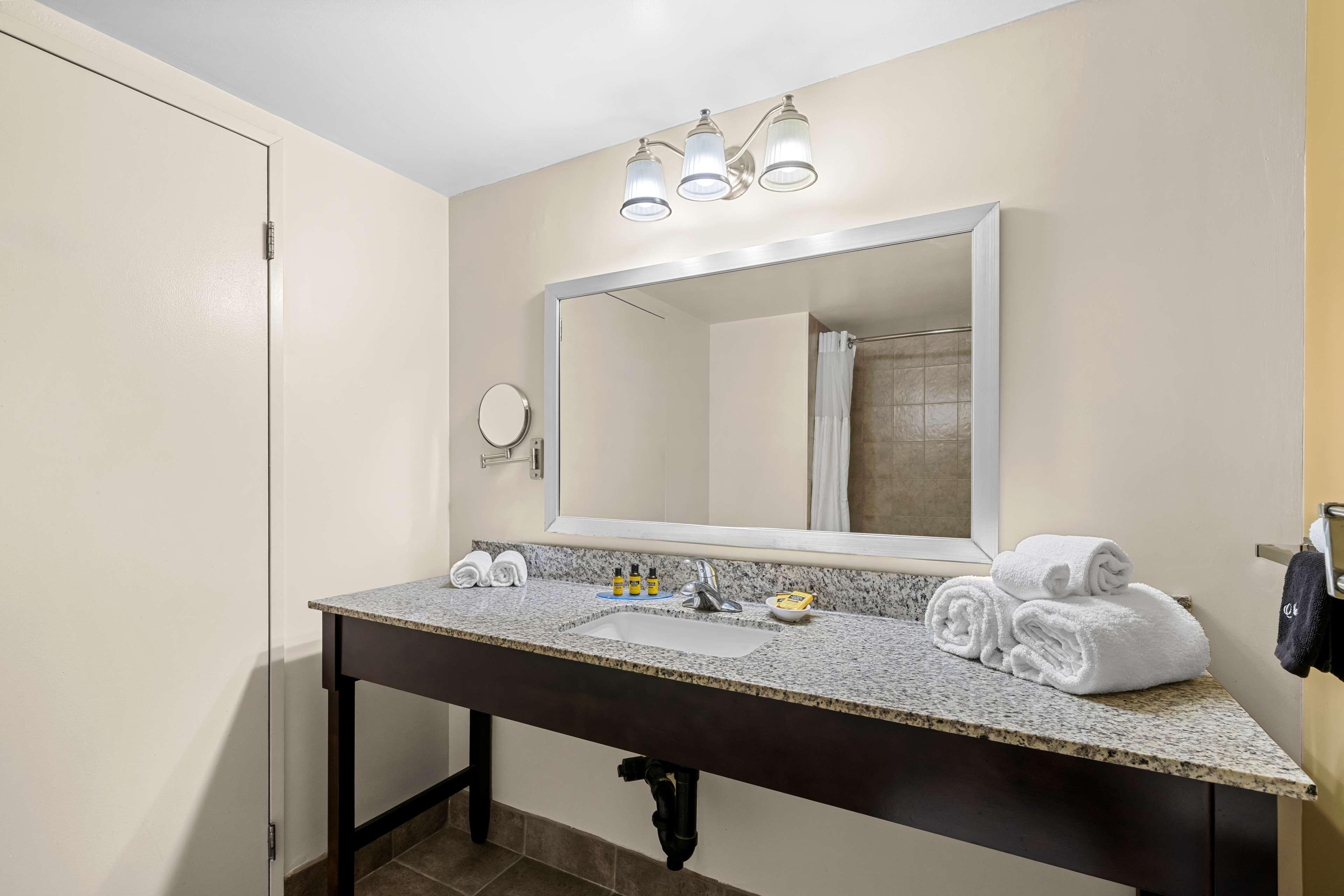 Double Queen Size Bed