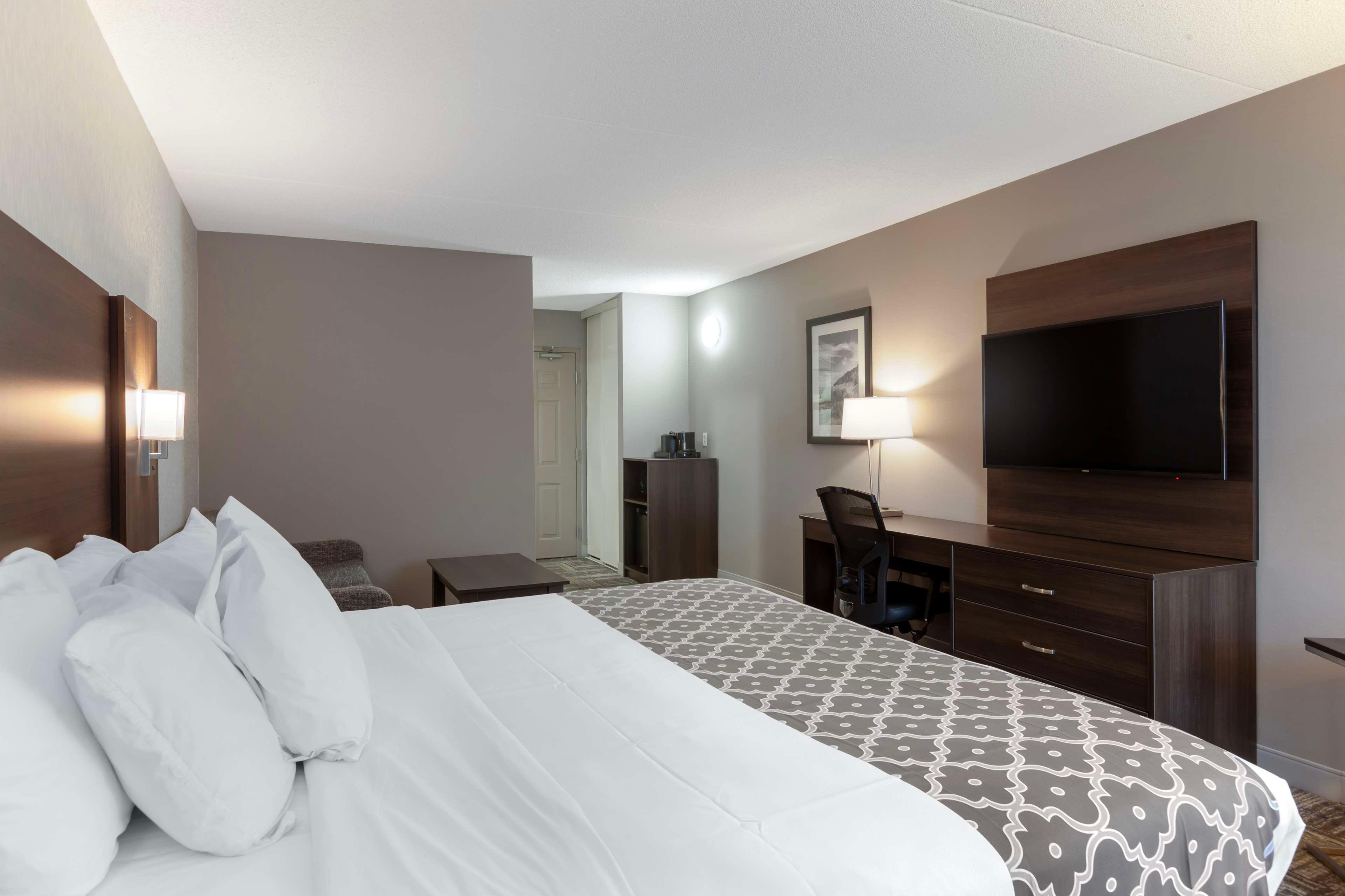 Quadruple King Size Bed