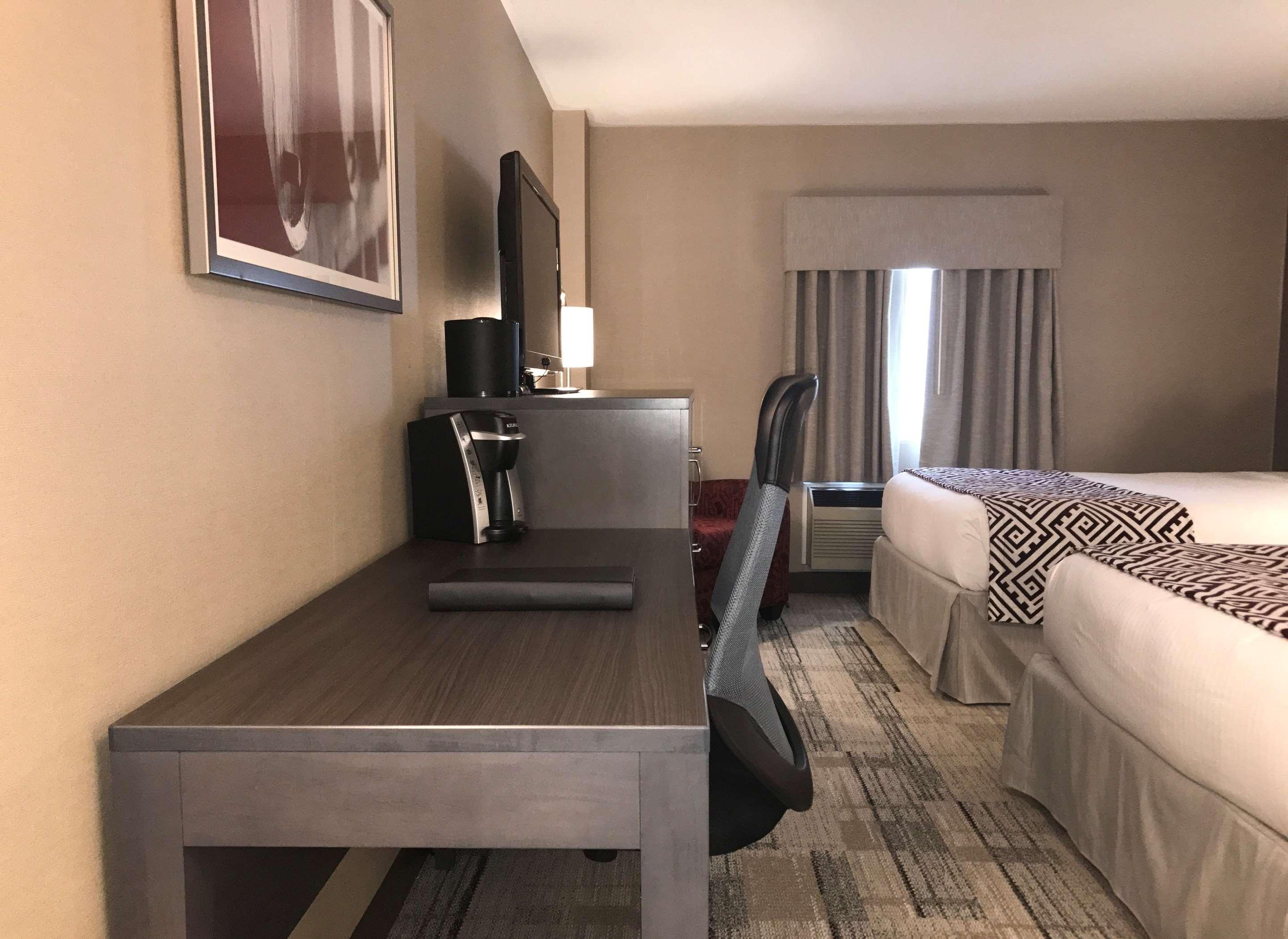 Double Two Double Beds Non Smoking