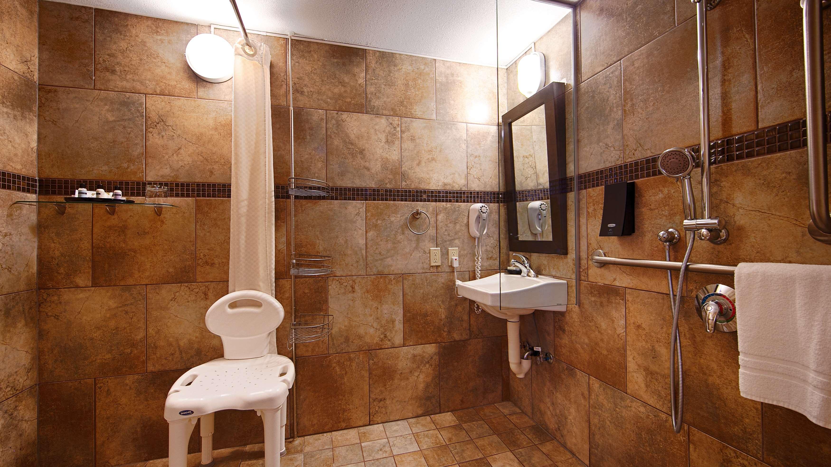 Suite Two Queen Beds