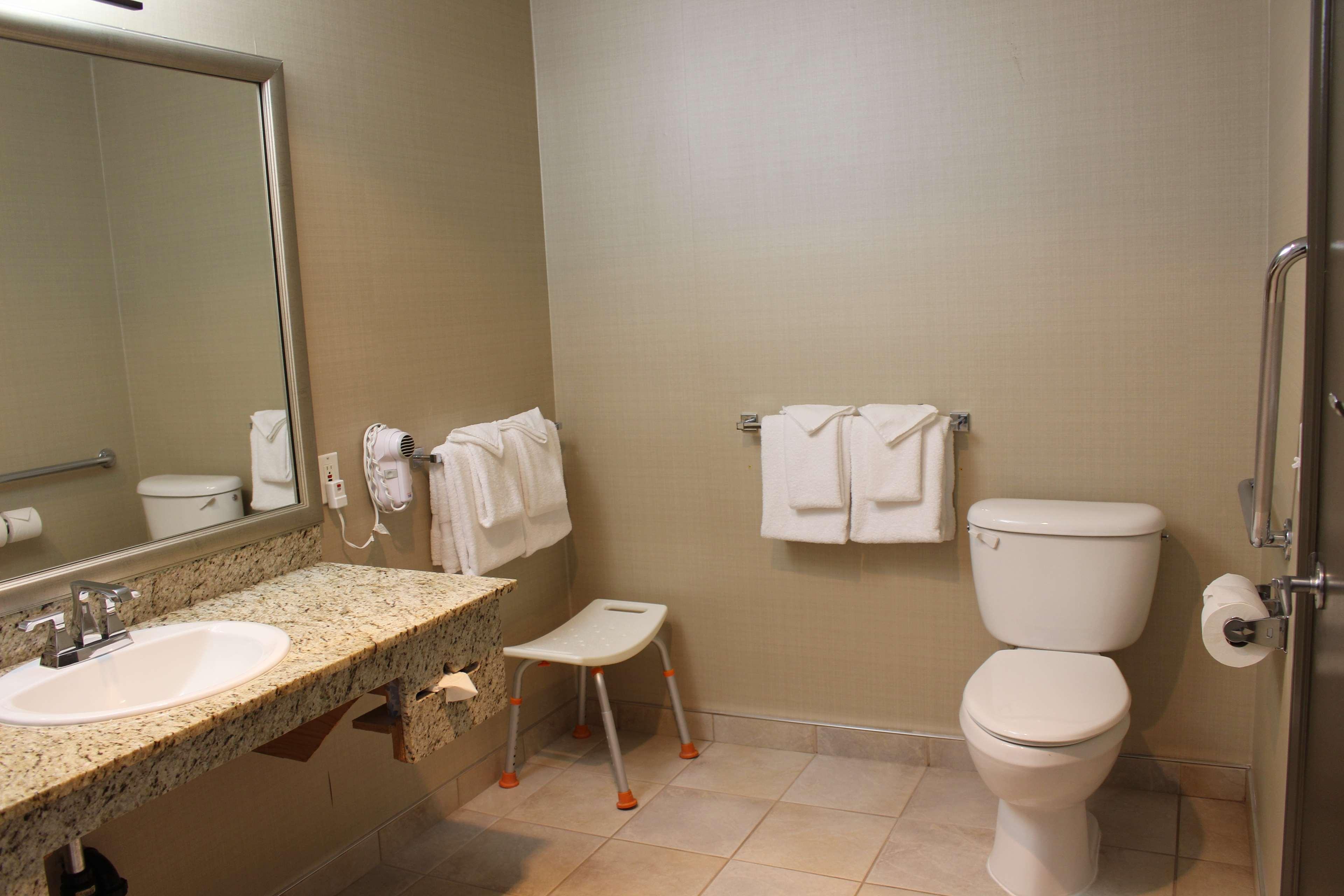 Double Queen Bed Non Smoking