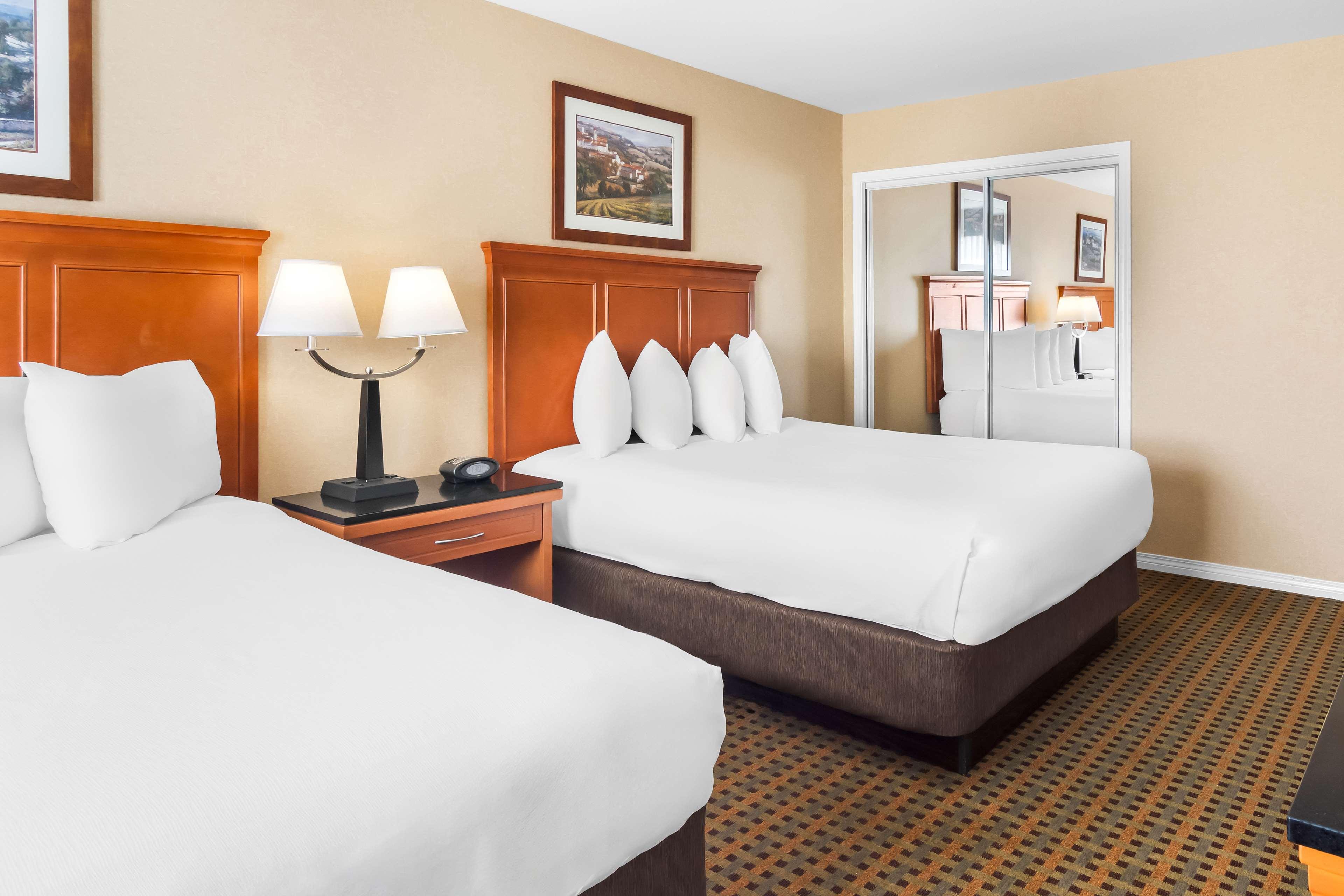 Quadruple Two Queen Beds