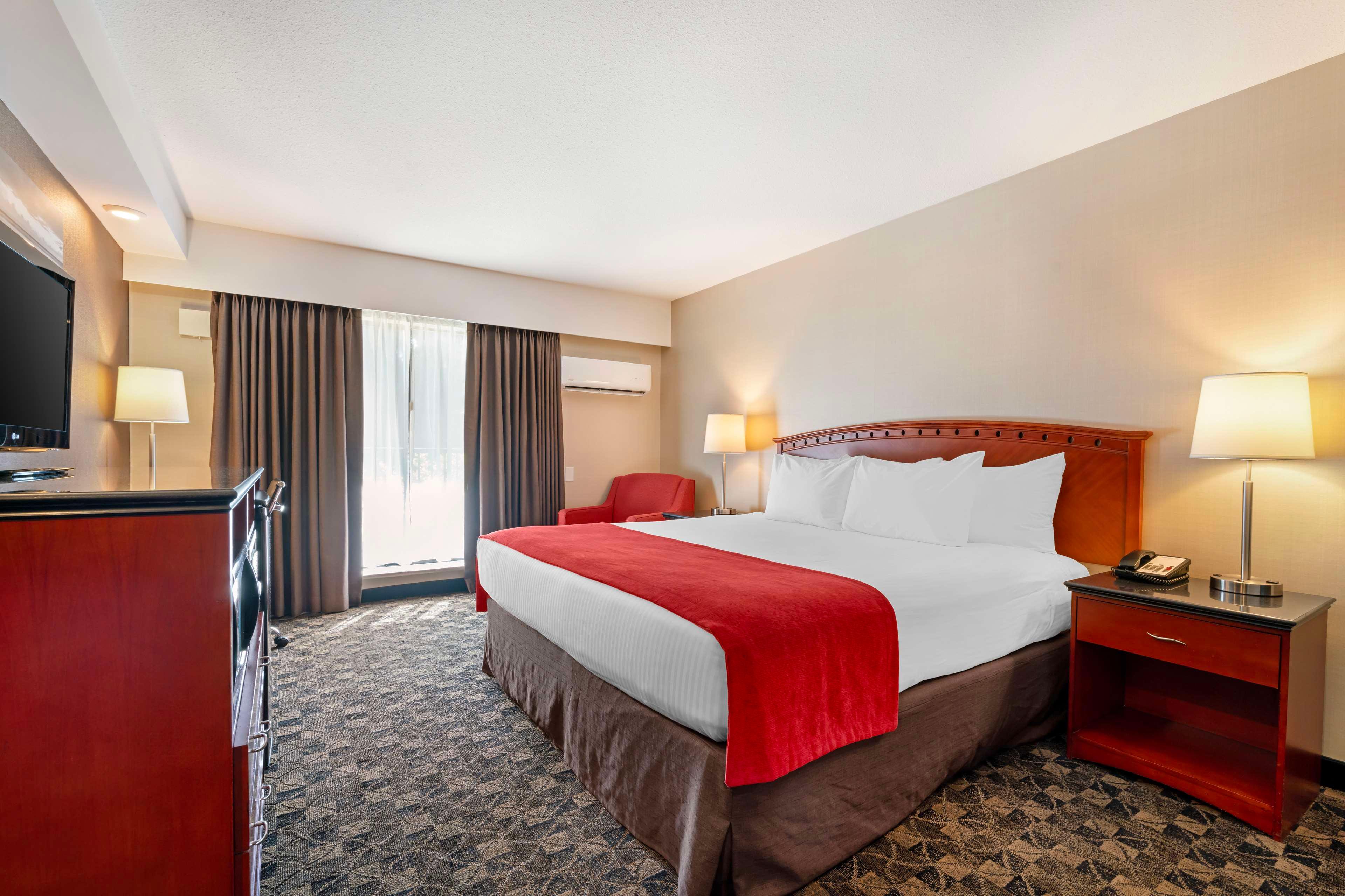 Room Accessible King Size Bed